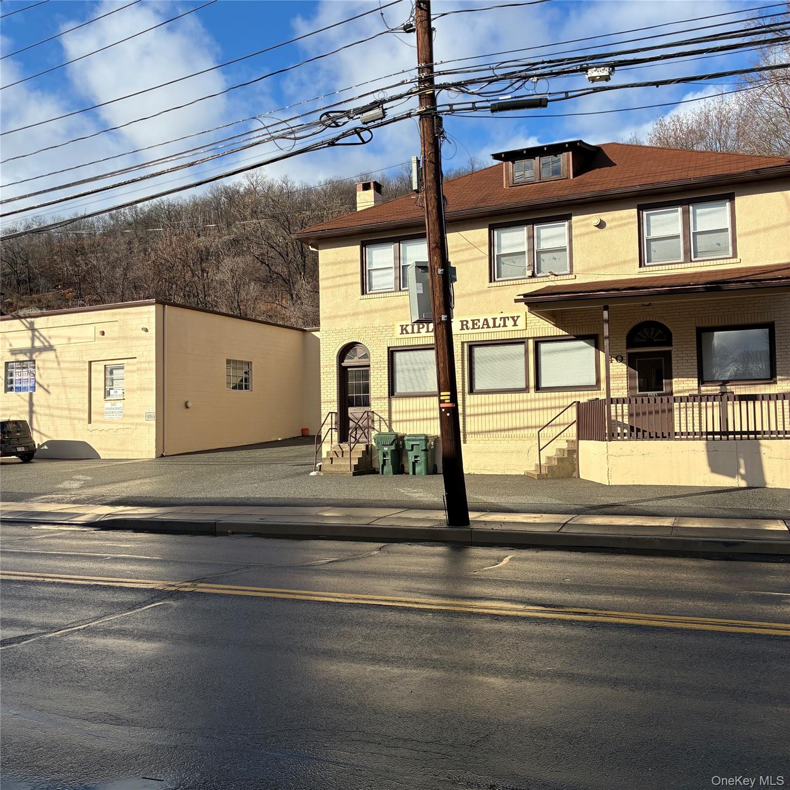 40 Wayne Avenue
