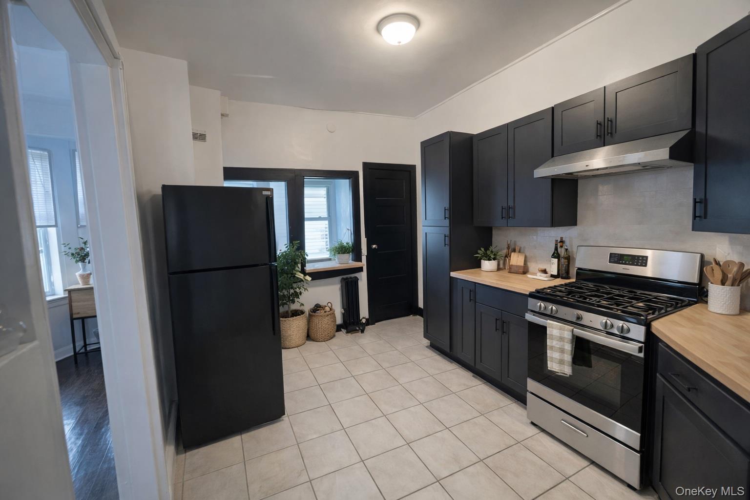 257 2nd Avenue