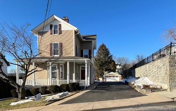 19 Hudson Terrace