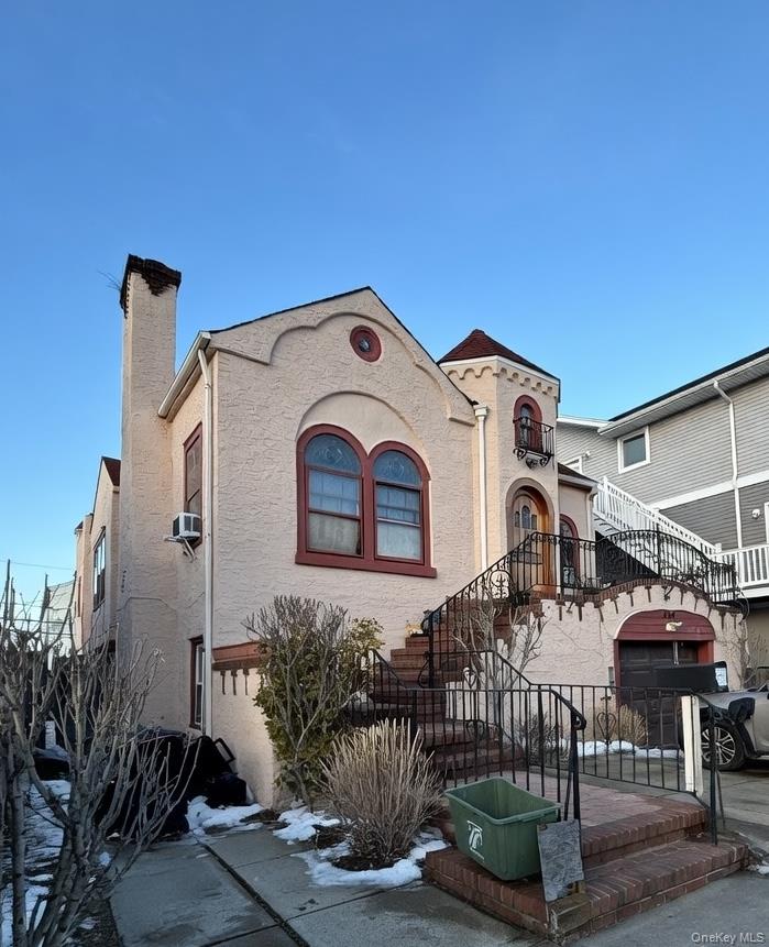 329 Chester Street