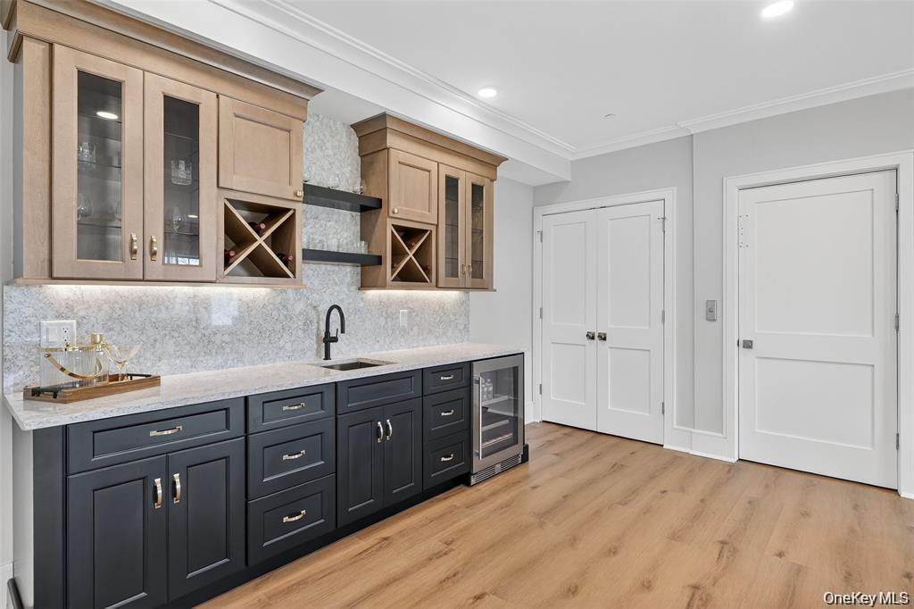 1830 Soundview Court