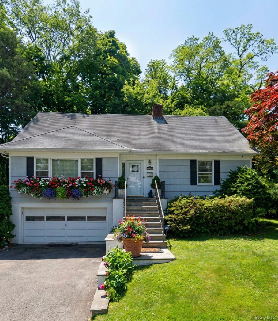 1035 Shore Acres Drive