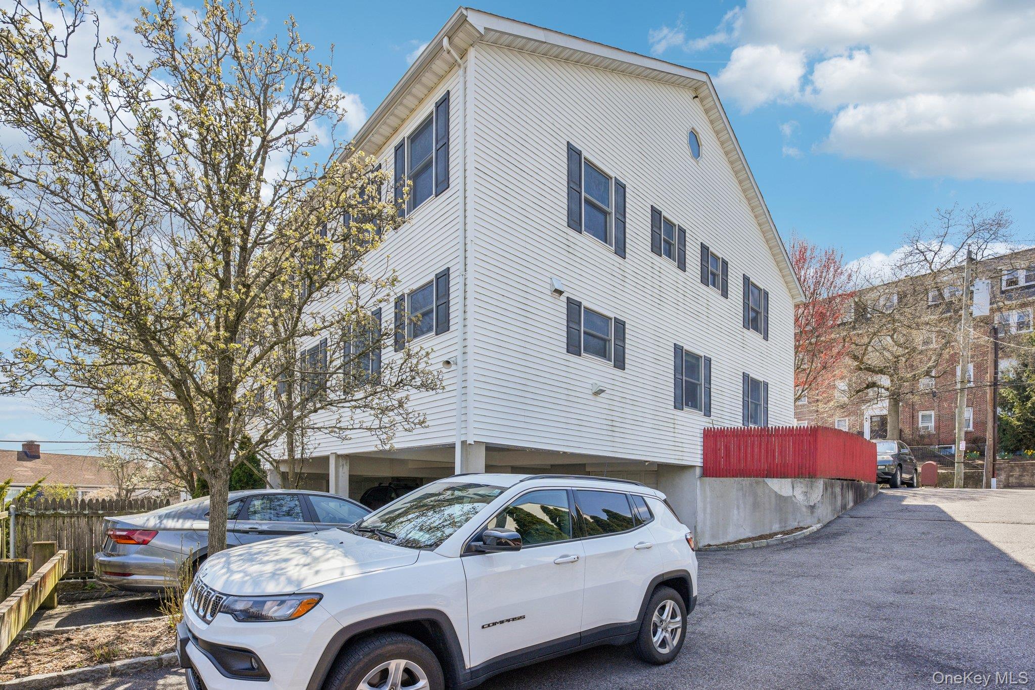 162 Harding Avenue