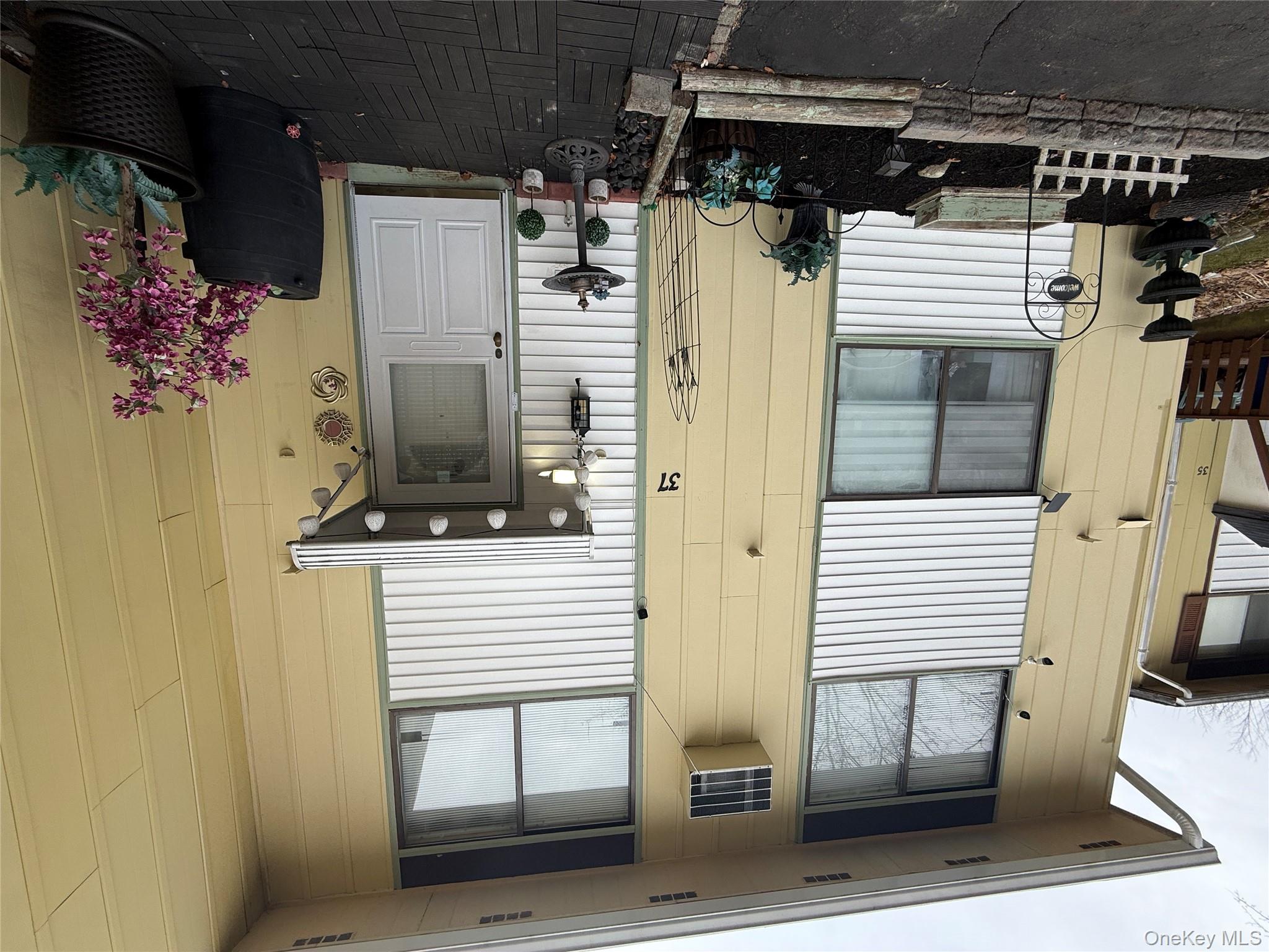 37 Robert Road