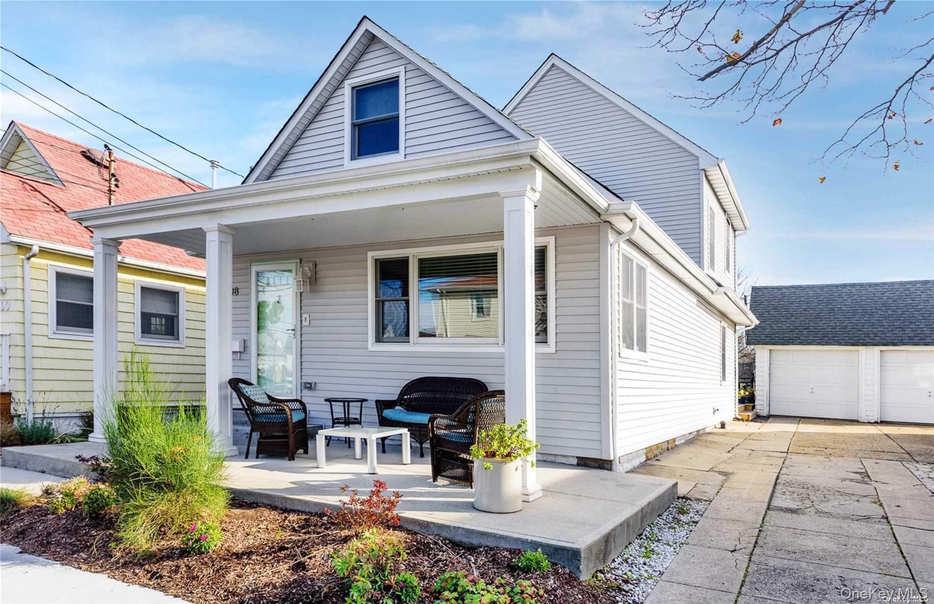 96 Coronado Street