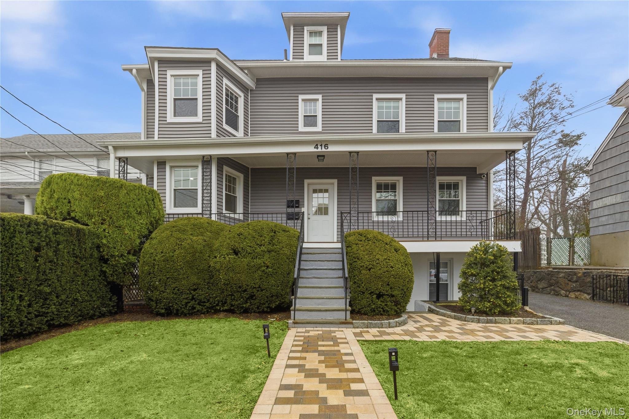 416 Tompkins Avenue