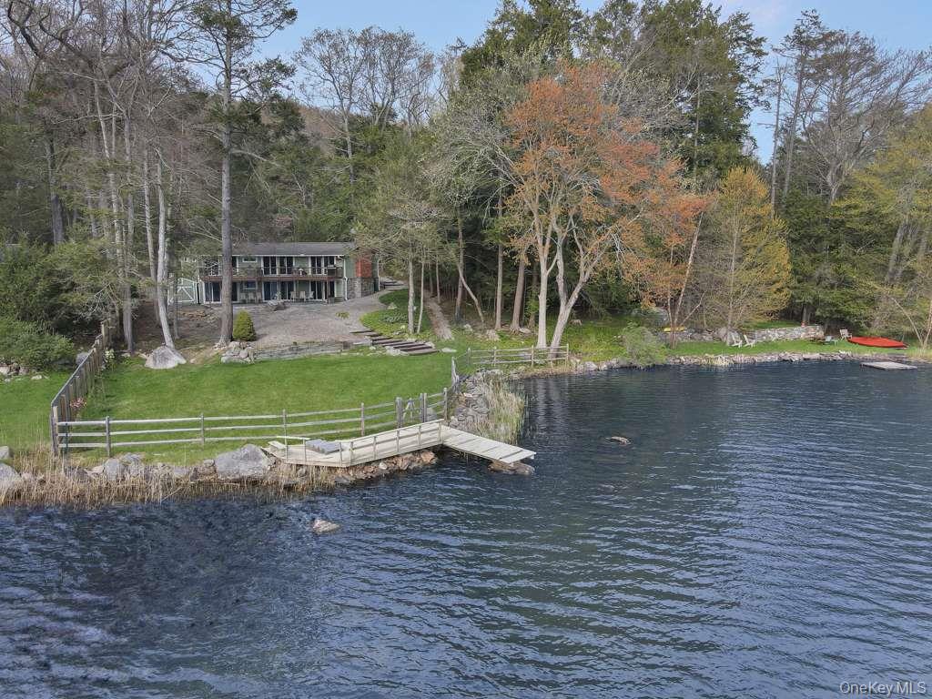58 Twin Lakes Road