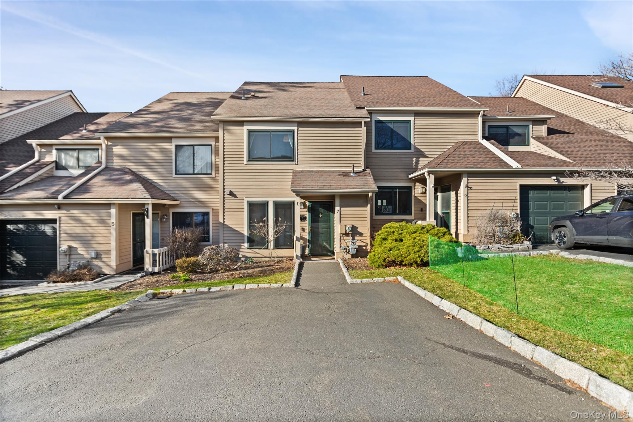 7 Lisa Court