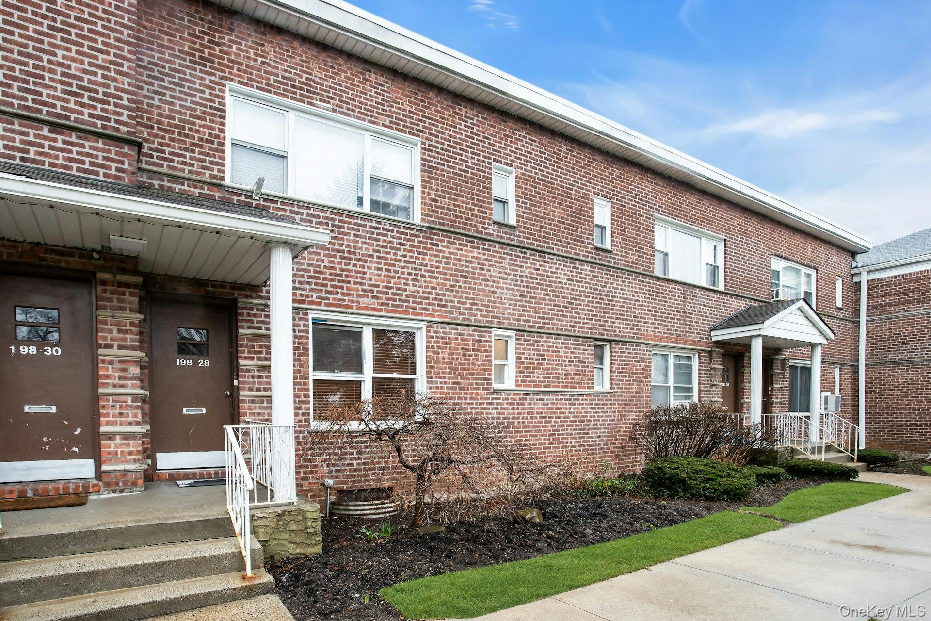 198-28 Pompeii Avenue