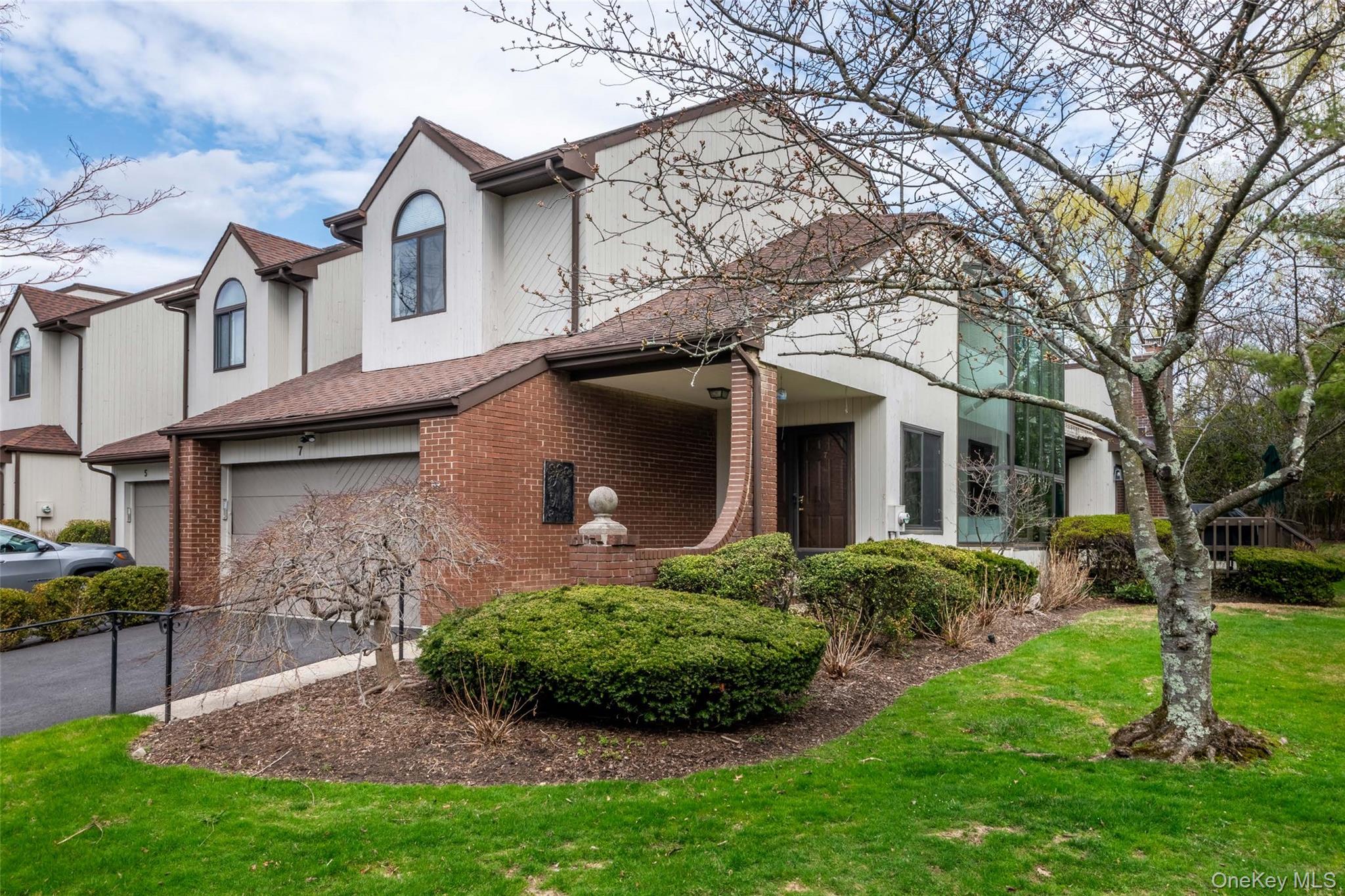 7 Brookridge Road