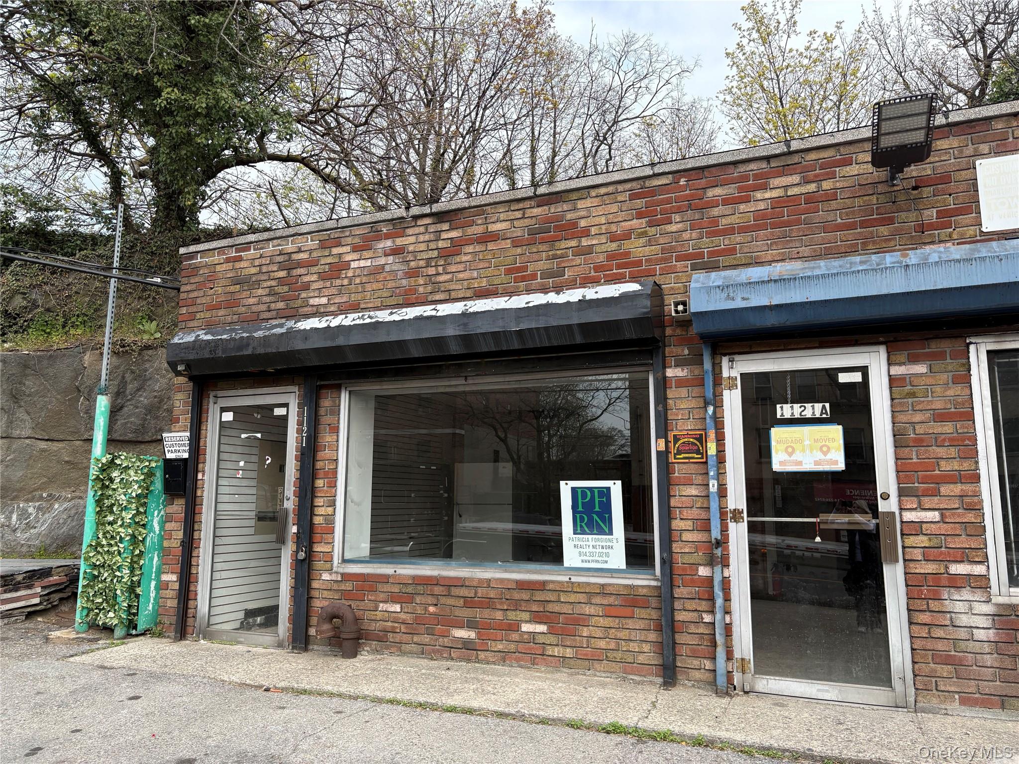 1121 Yonkers Ave Yonkers Avenue
