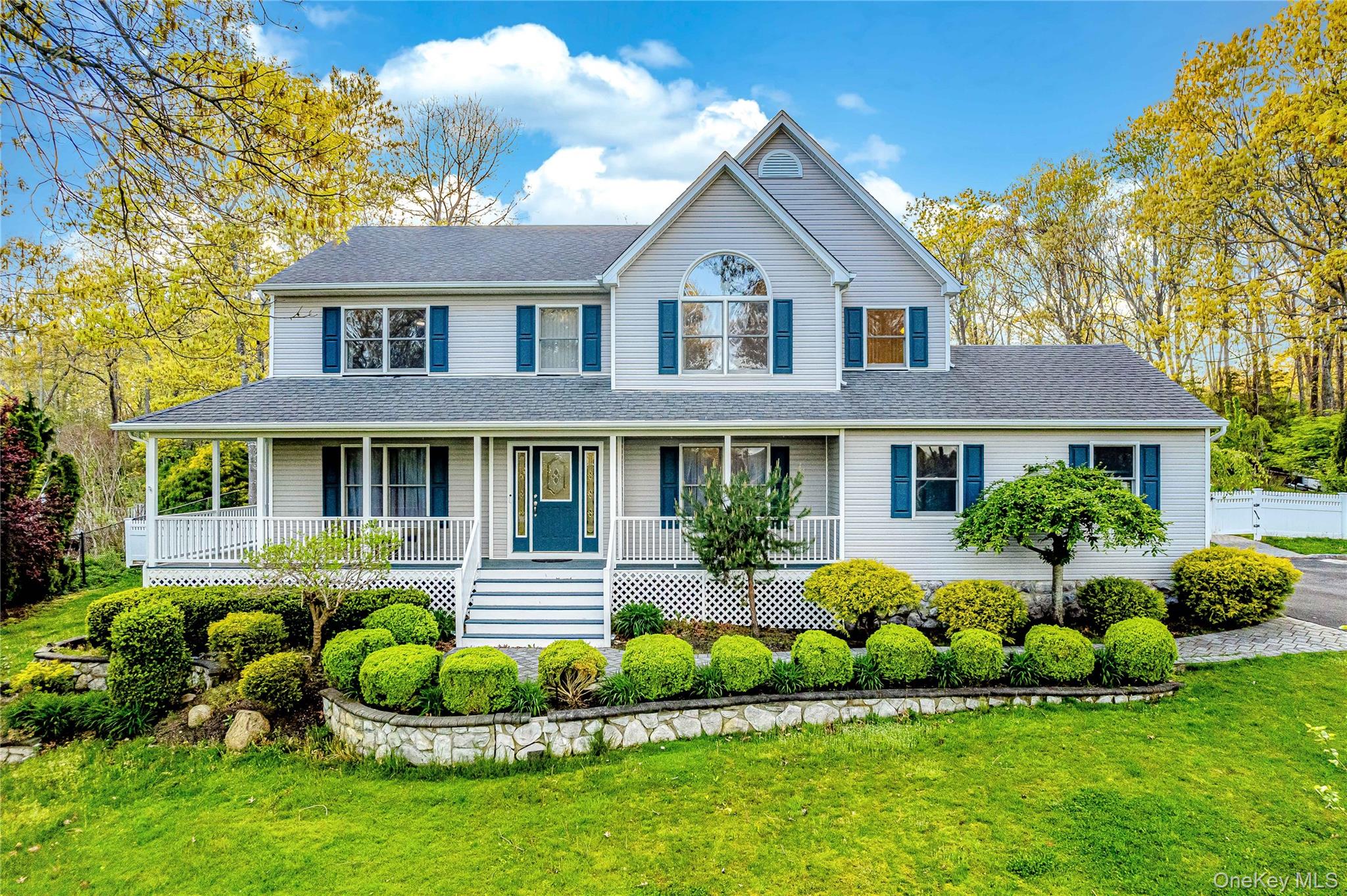 212 Fairway Drive