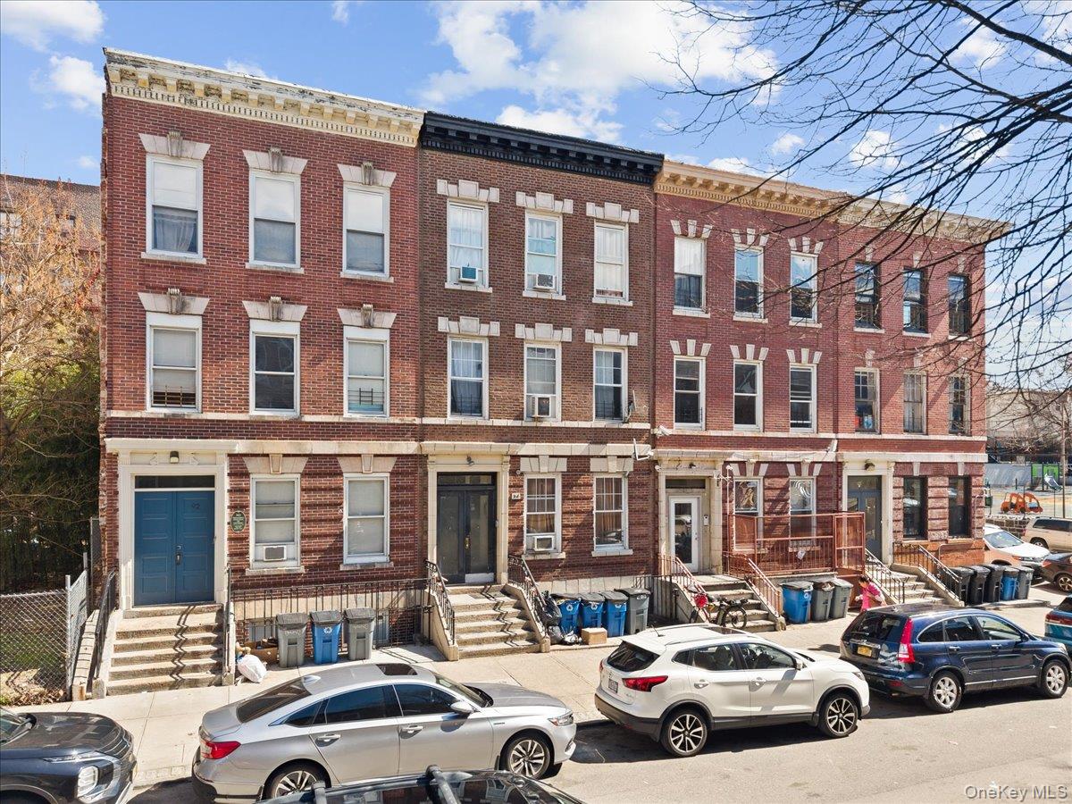 94 Elliott Avenue