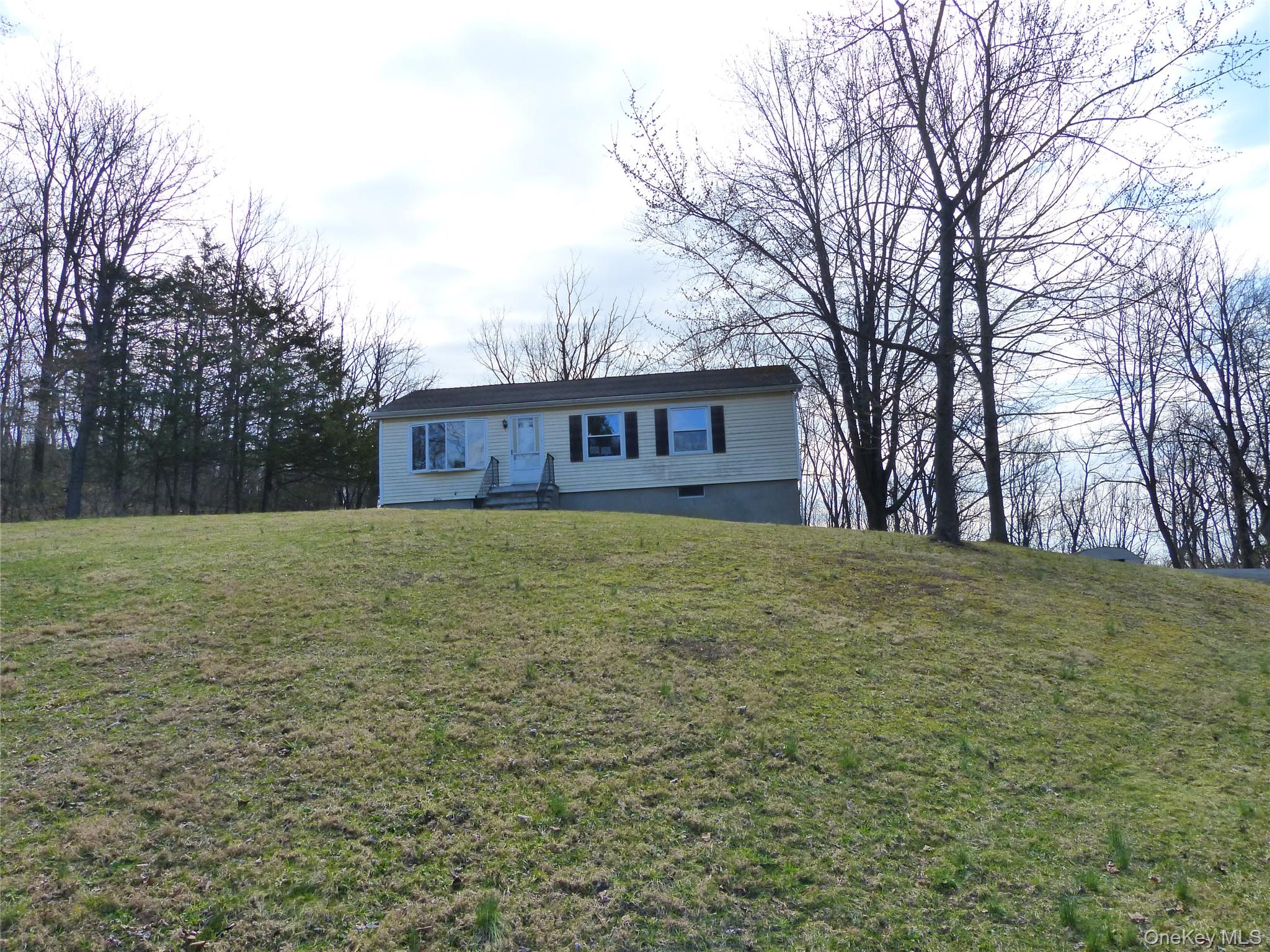 25 Liberty Corners Road