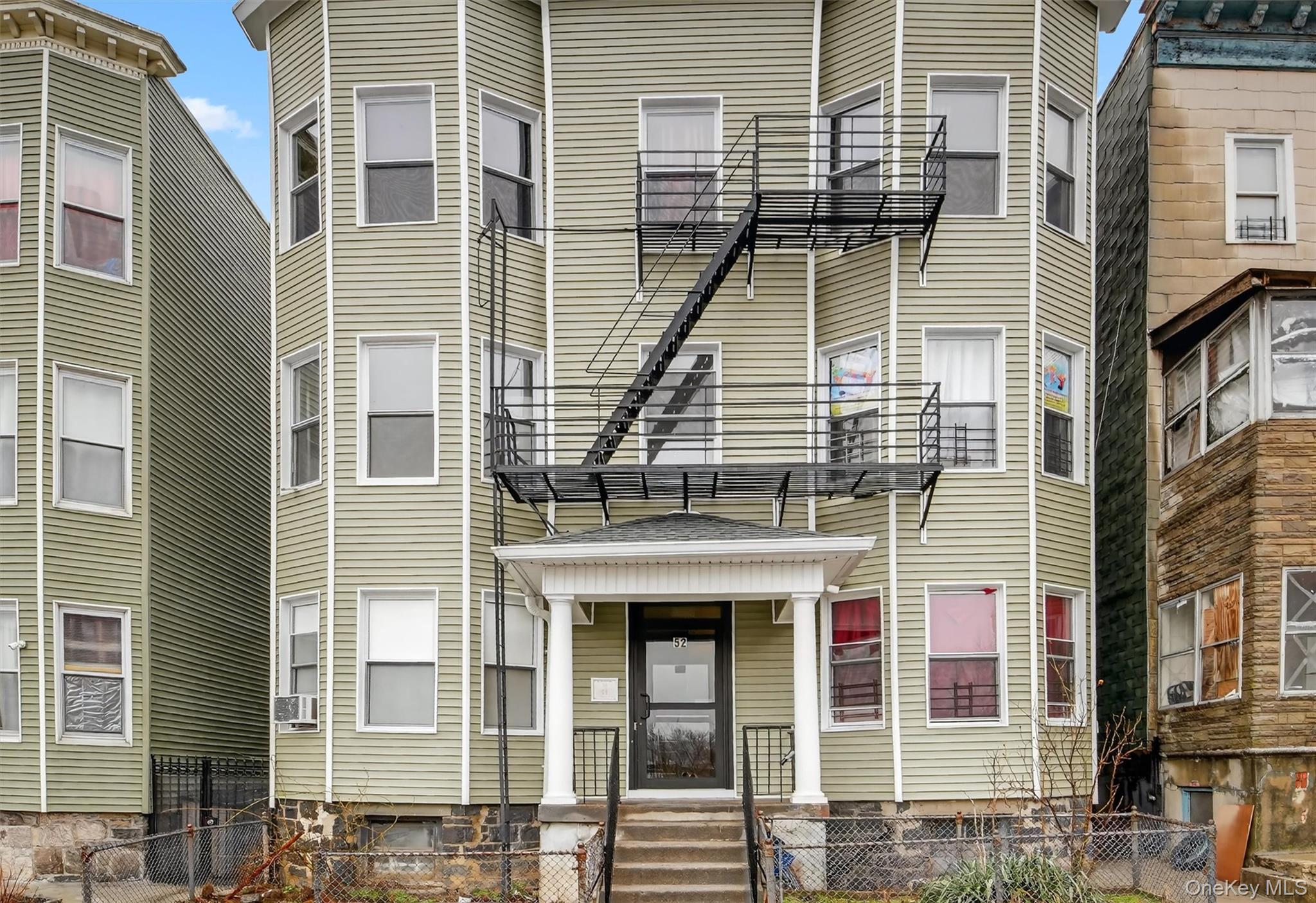 52 Groshon Avenue
