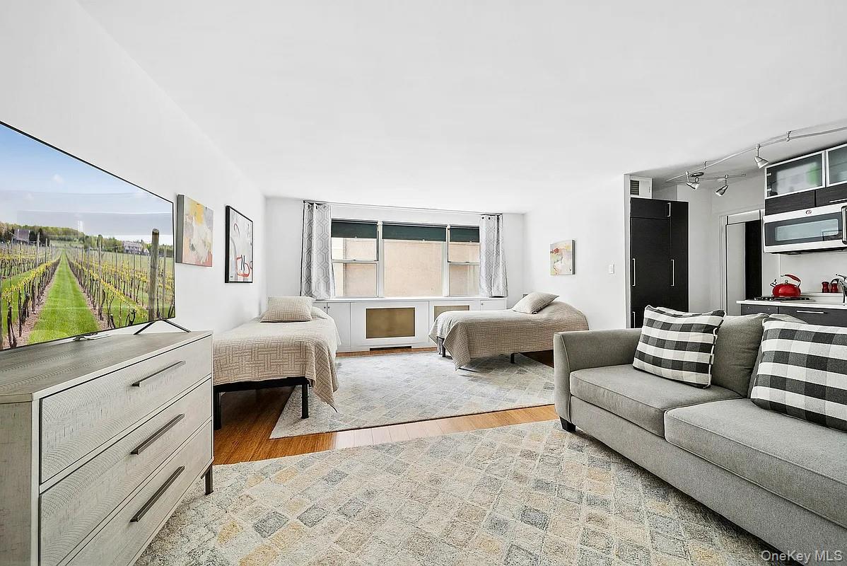233 69th Street