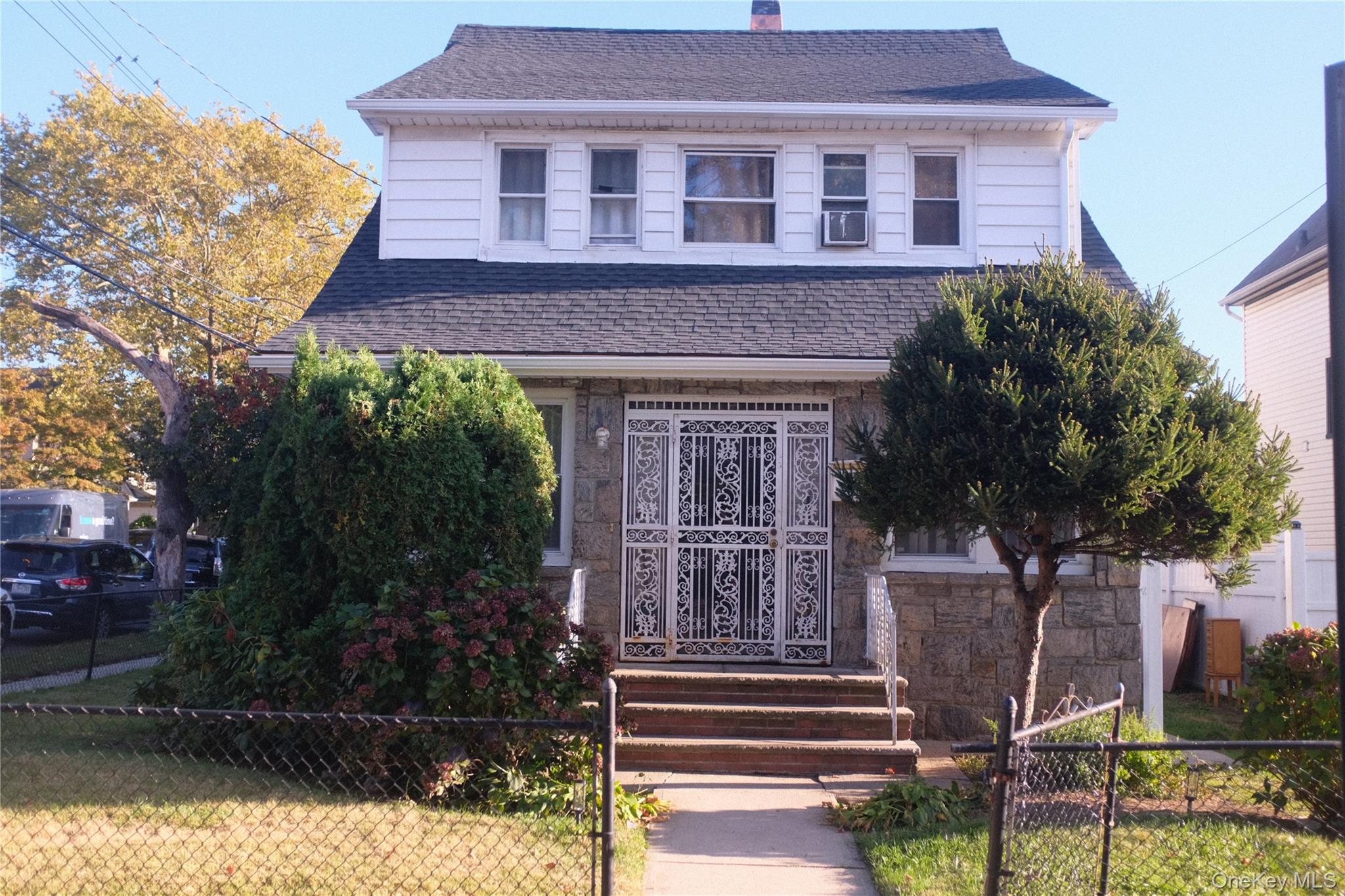 204-20 104th Avenue