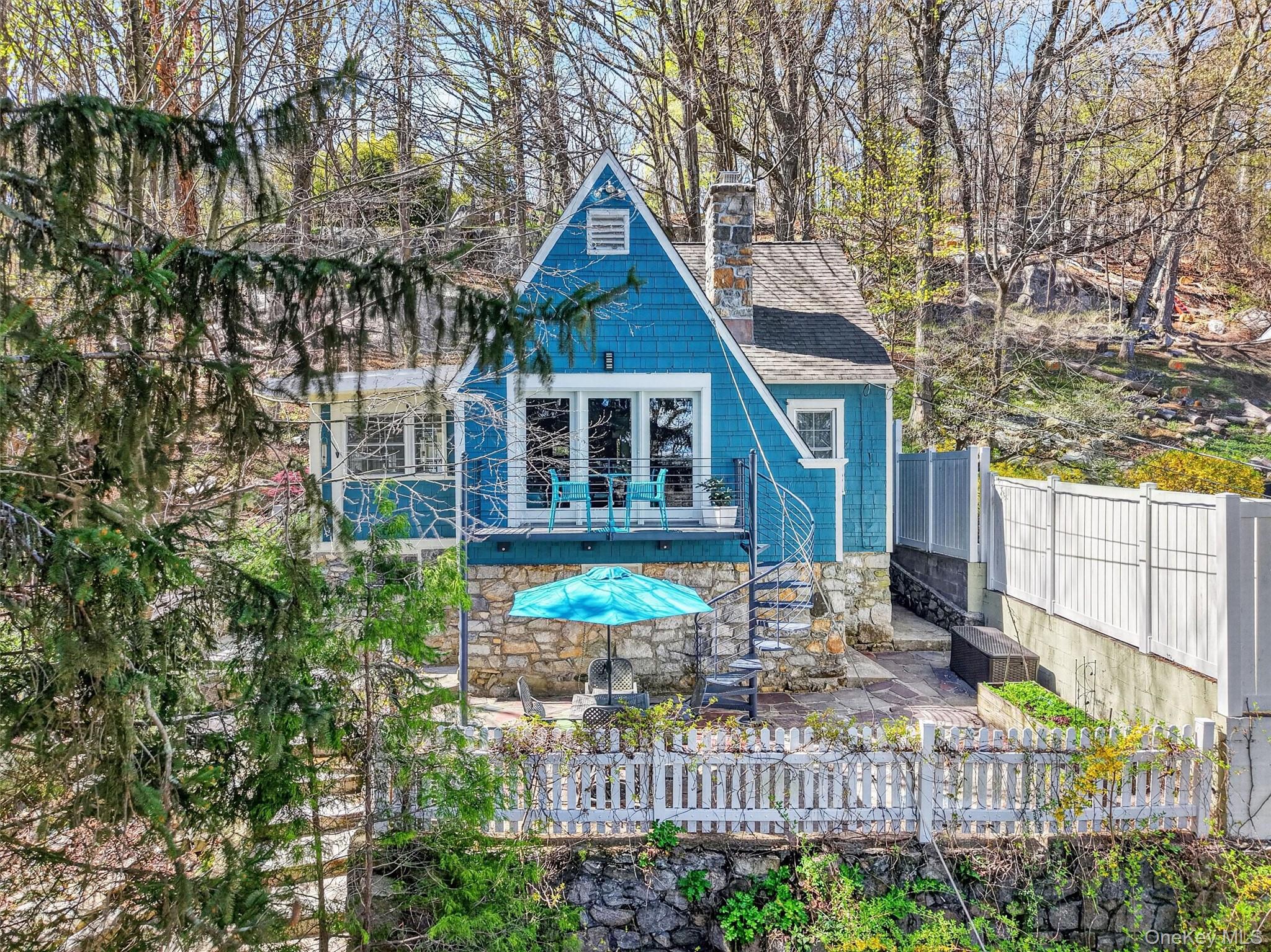115 Tanglewylde Road