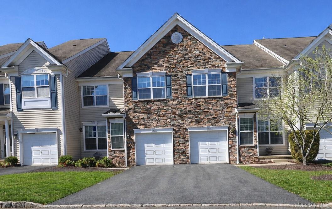 16 Webster Court