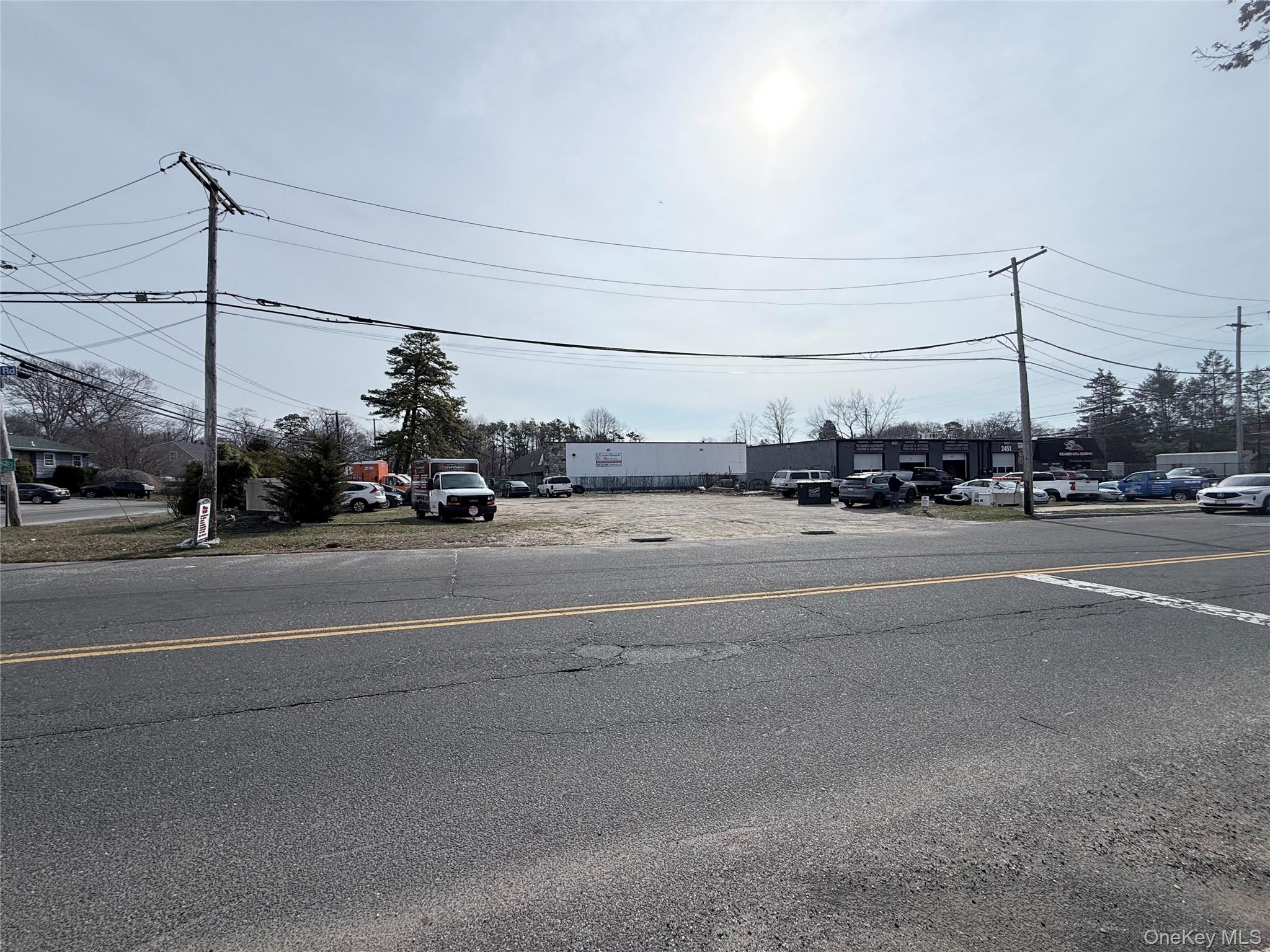 Pond Rd, Ronkonkoma Pond Road