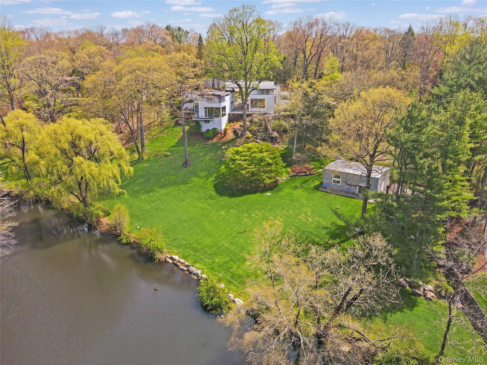 54 Cross Pond Road
