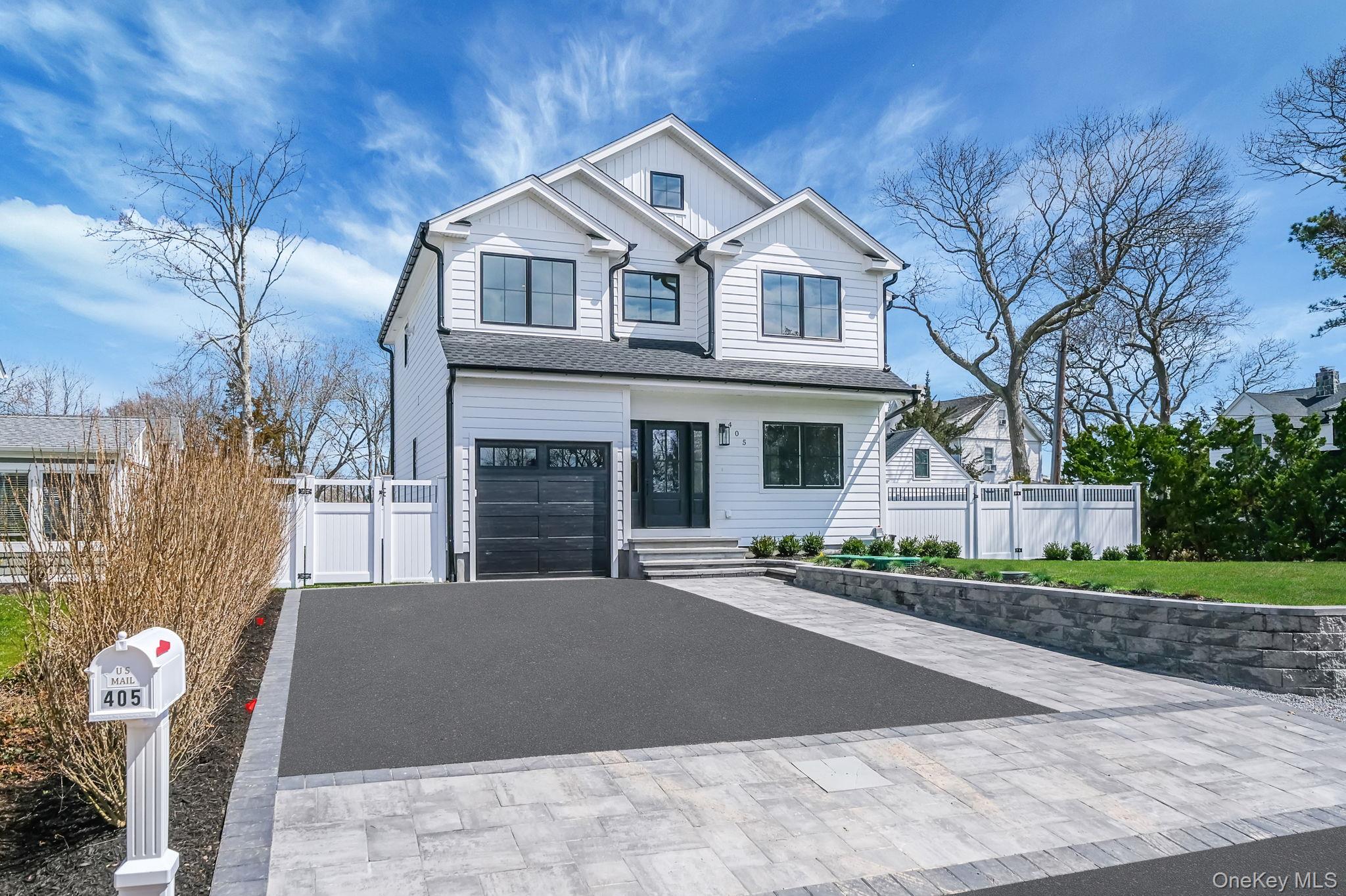 405 Oakwood Drive