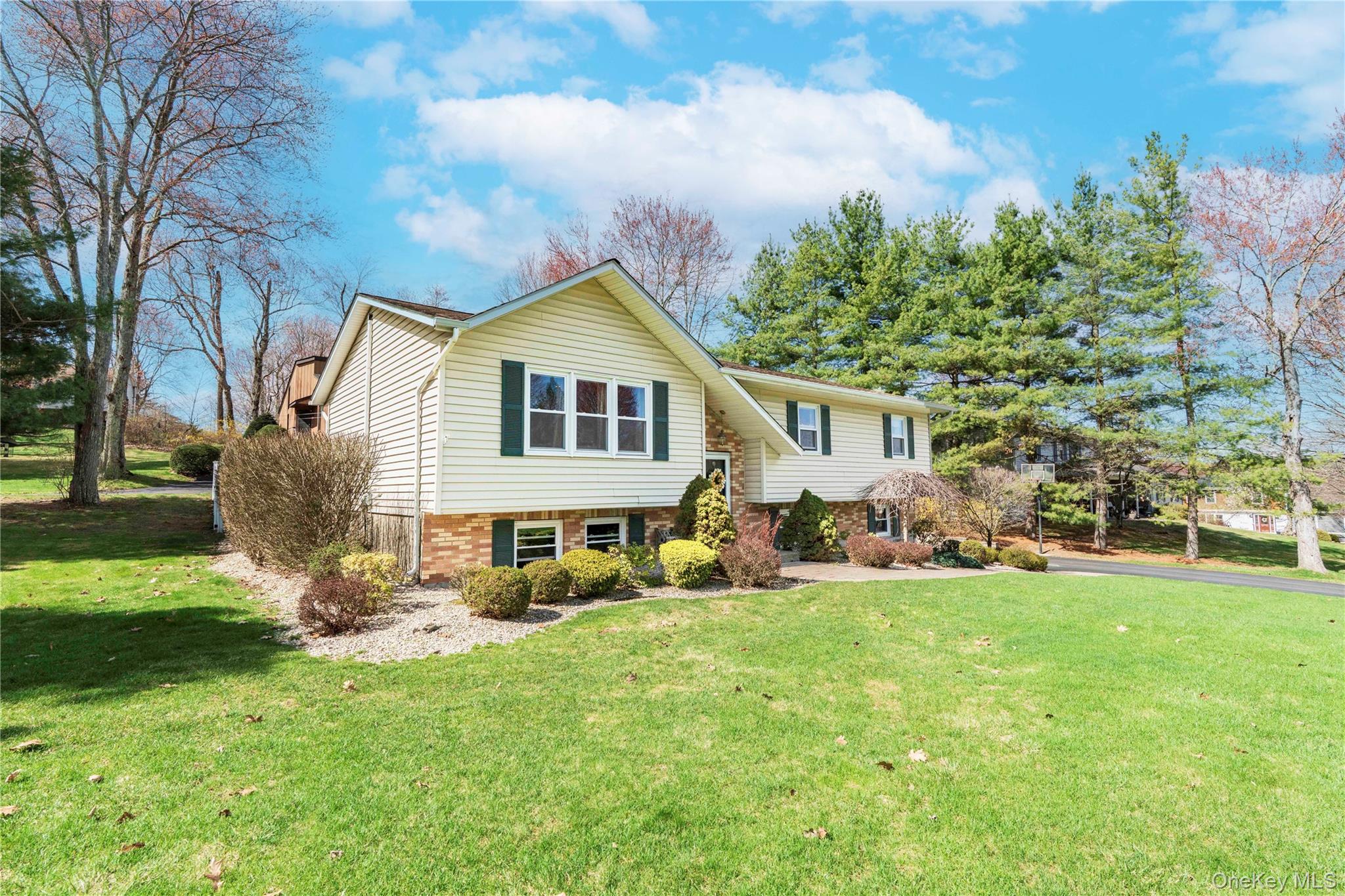 4 Tanglewood Lane