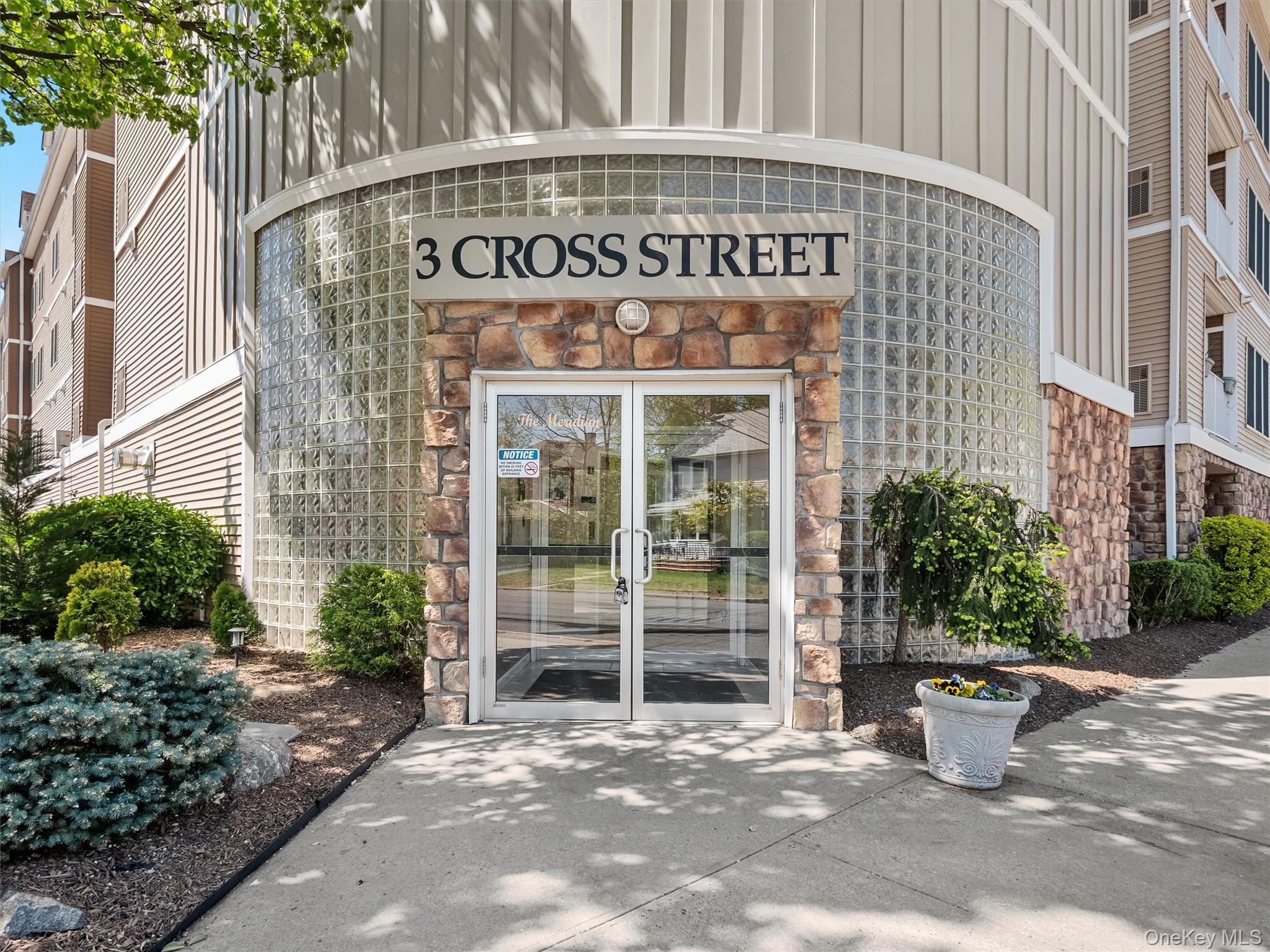 3 Cross Street