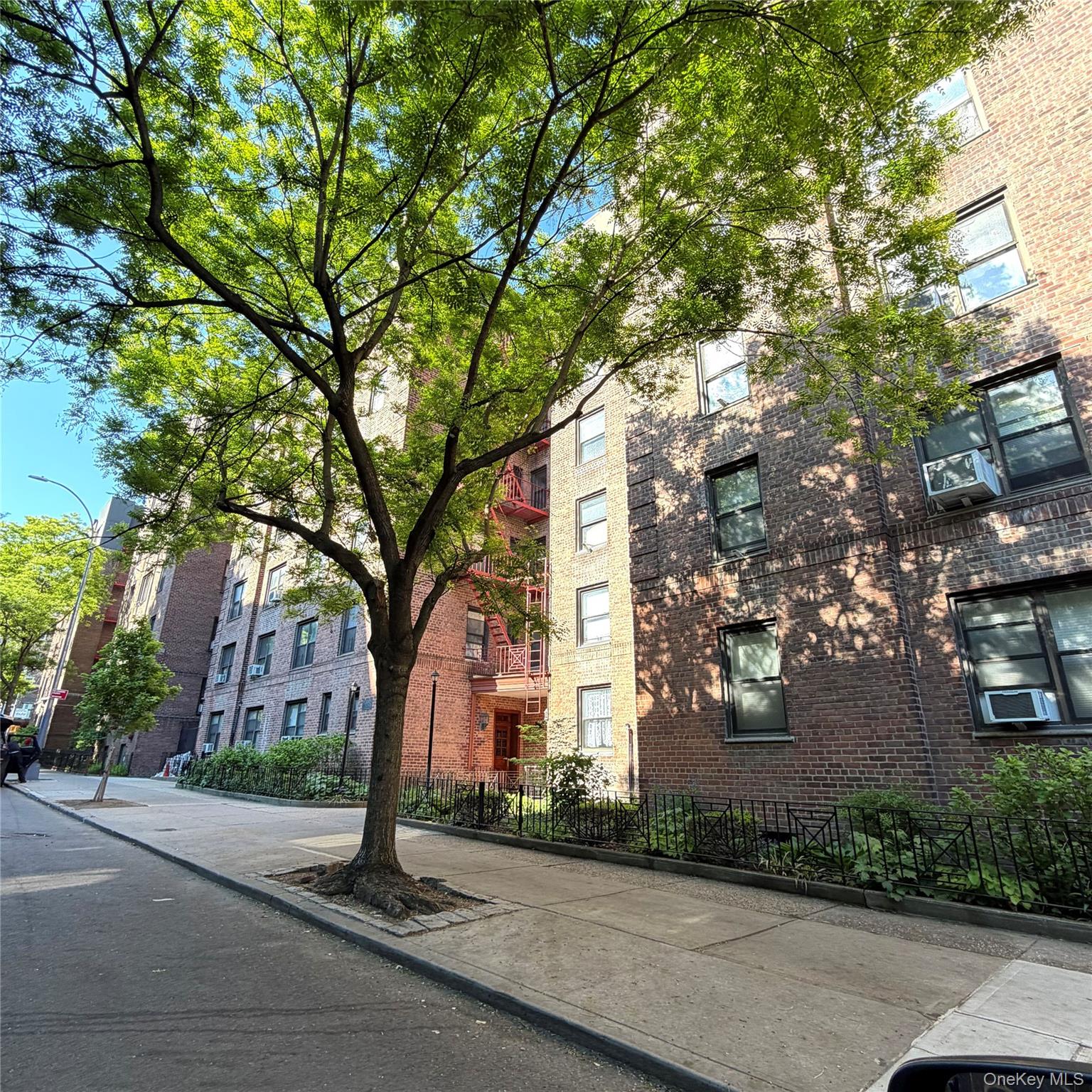 34-40 78th St