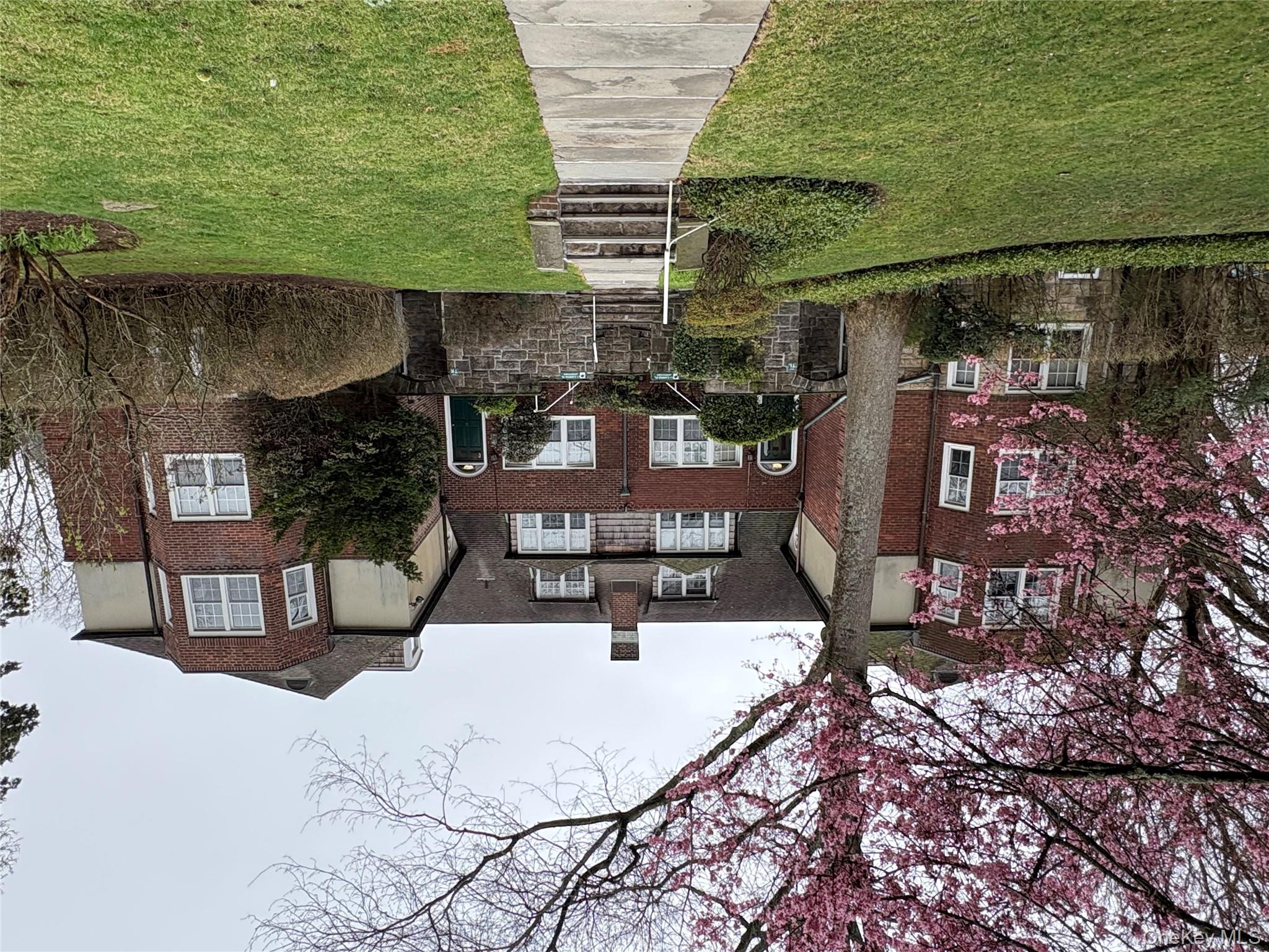 11 Campus Place