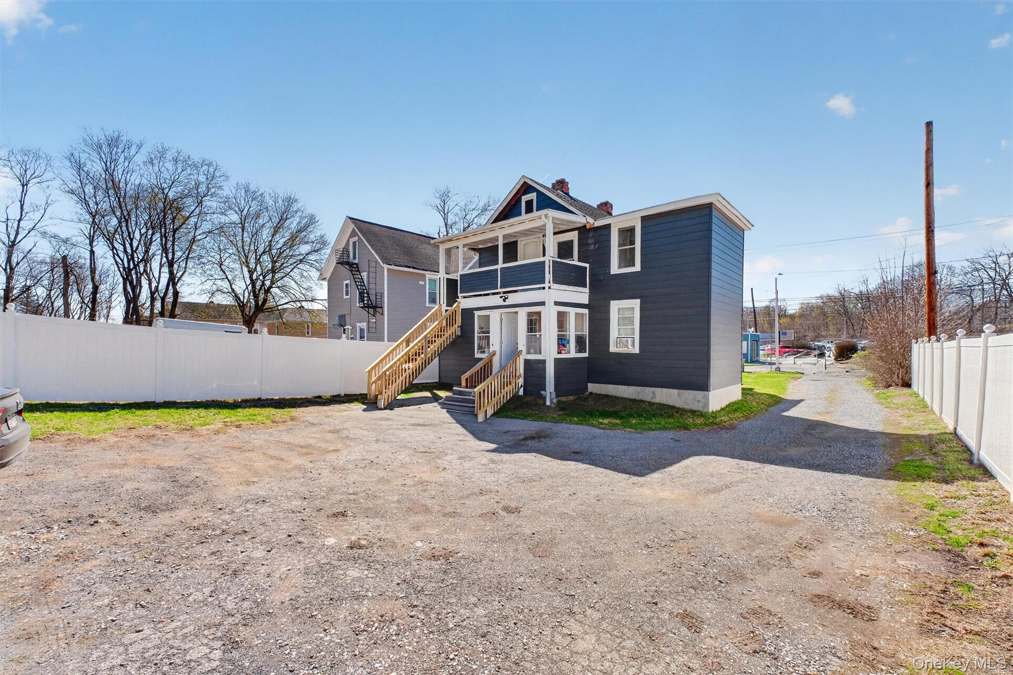 215 Hamilton Street
