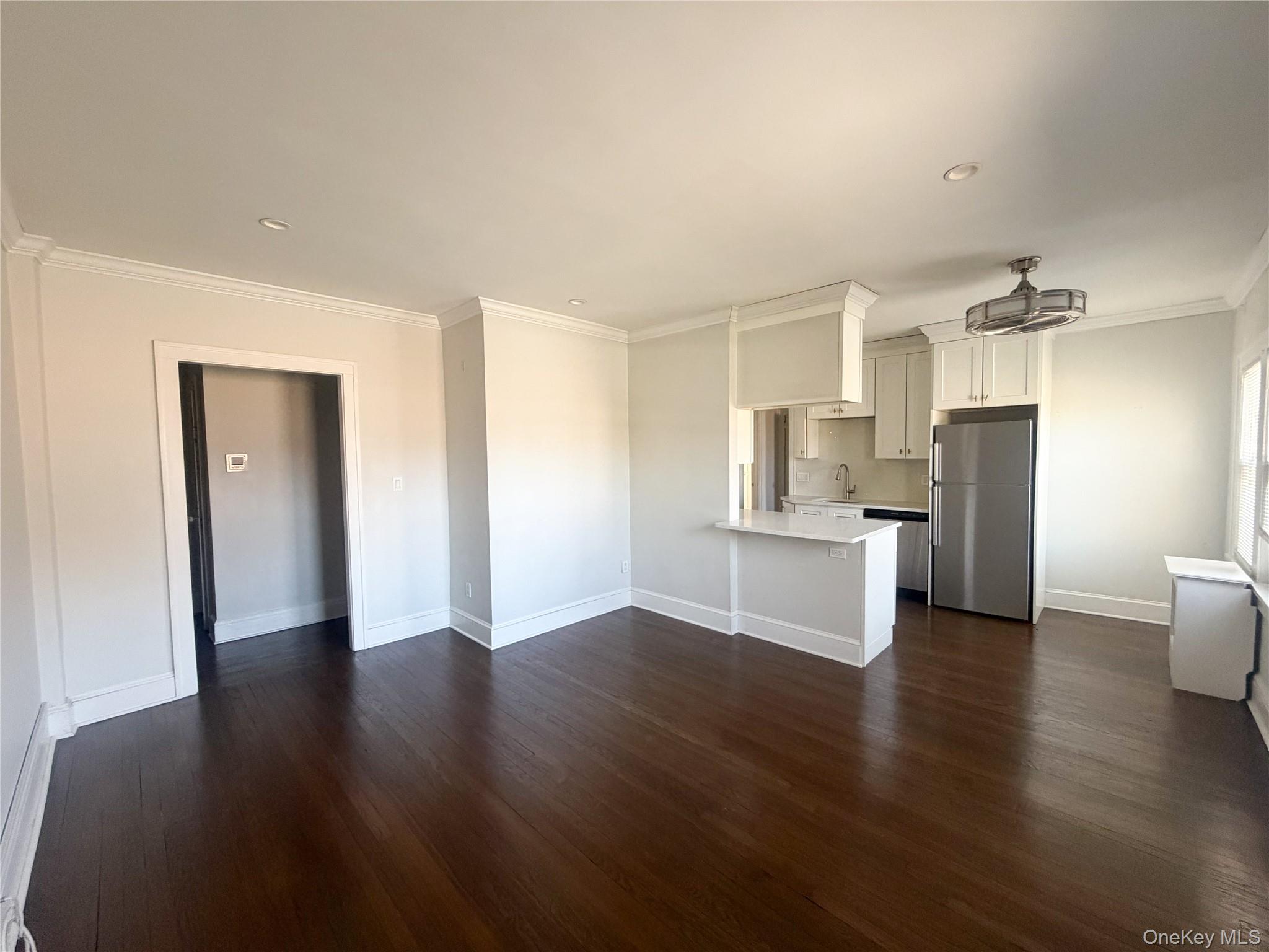 16 Minerva Place