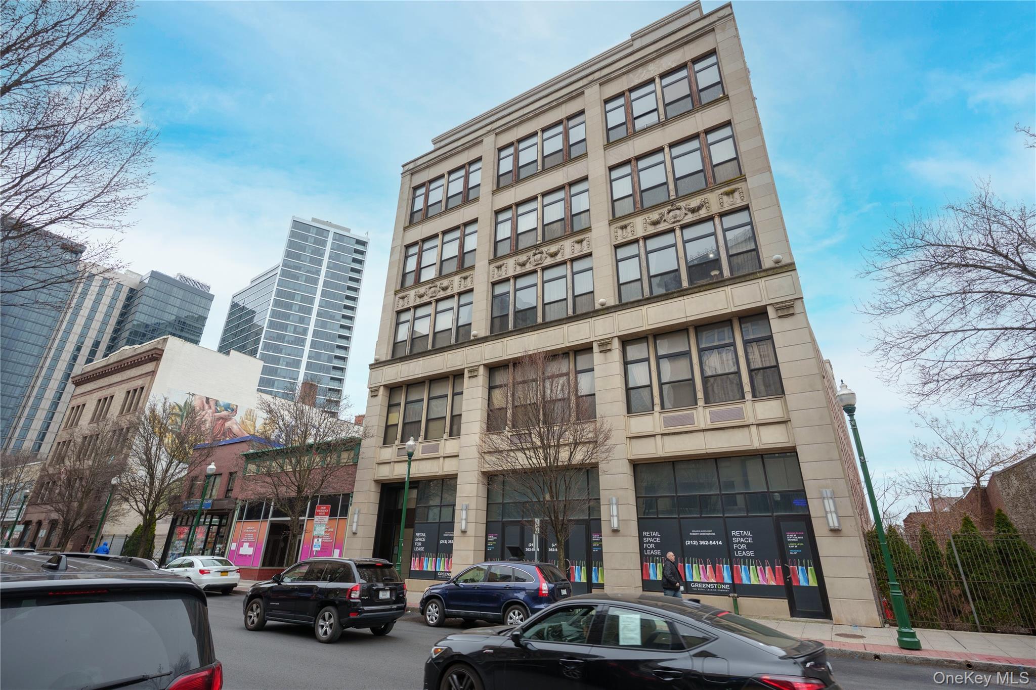 25 Leroy Place