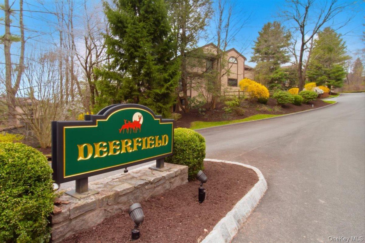 63 Deerfield Lane