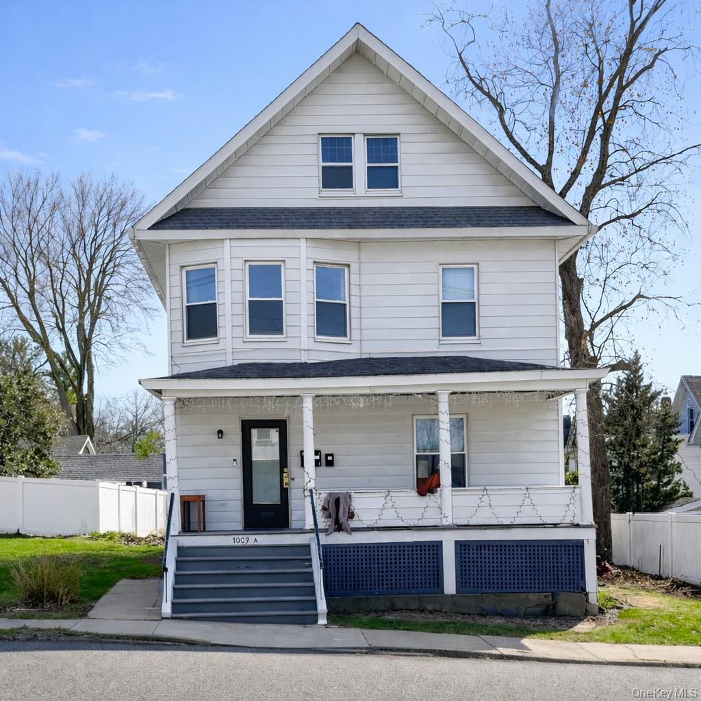1009 Hudson Avenue