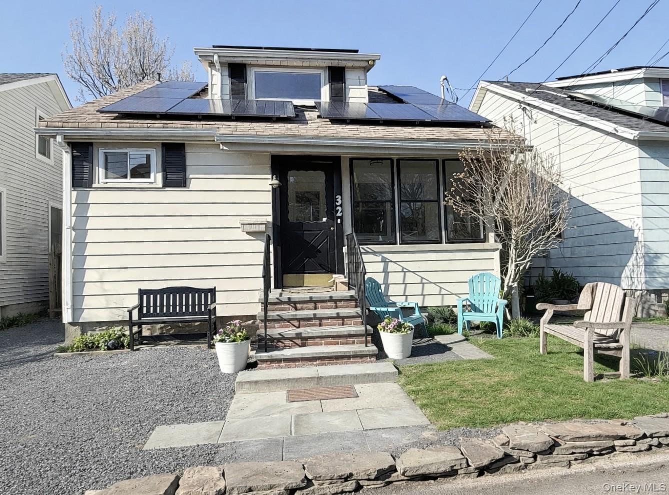 32 9th Avenue