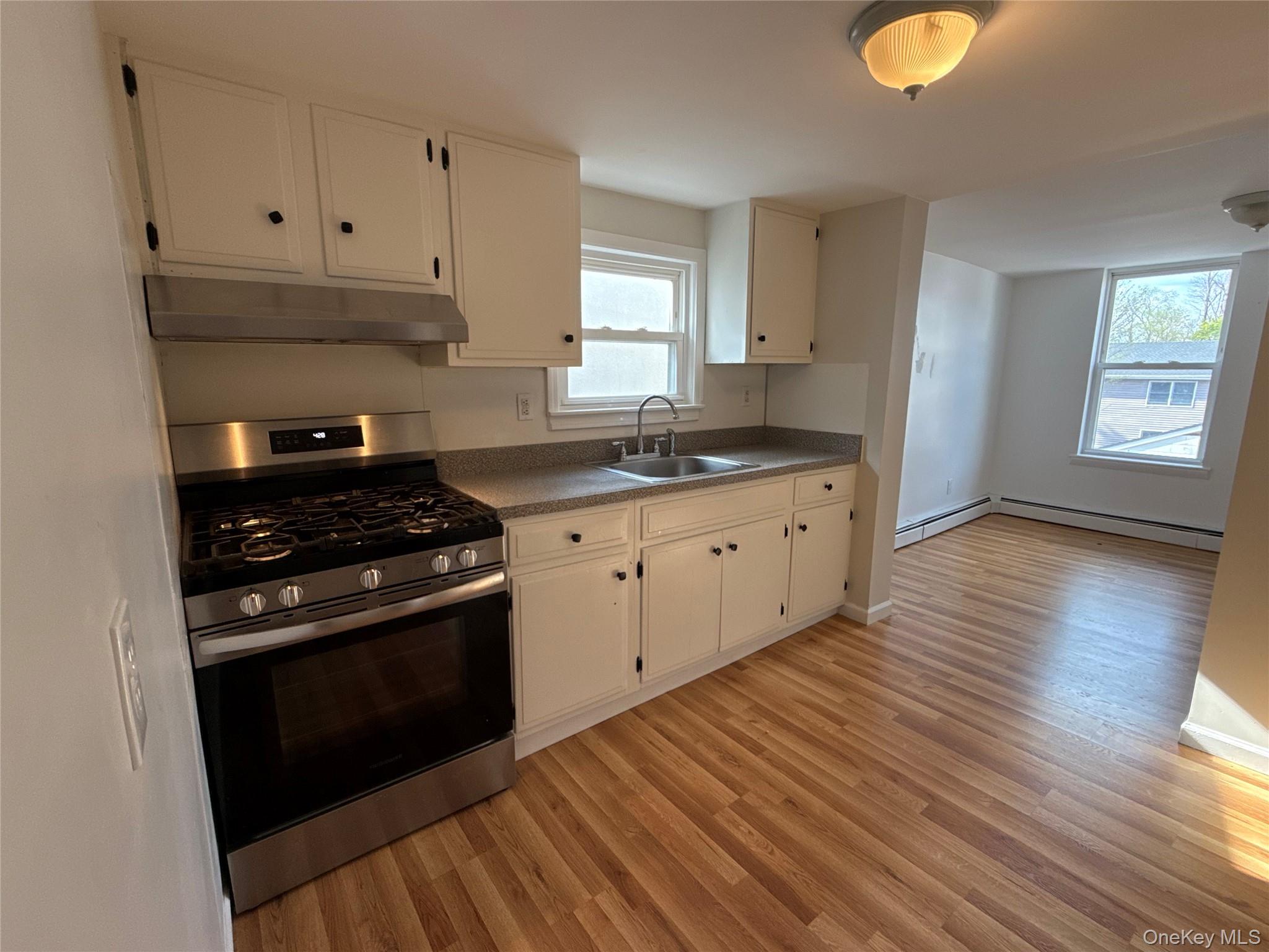 49 1/2 Elm Street