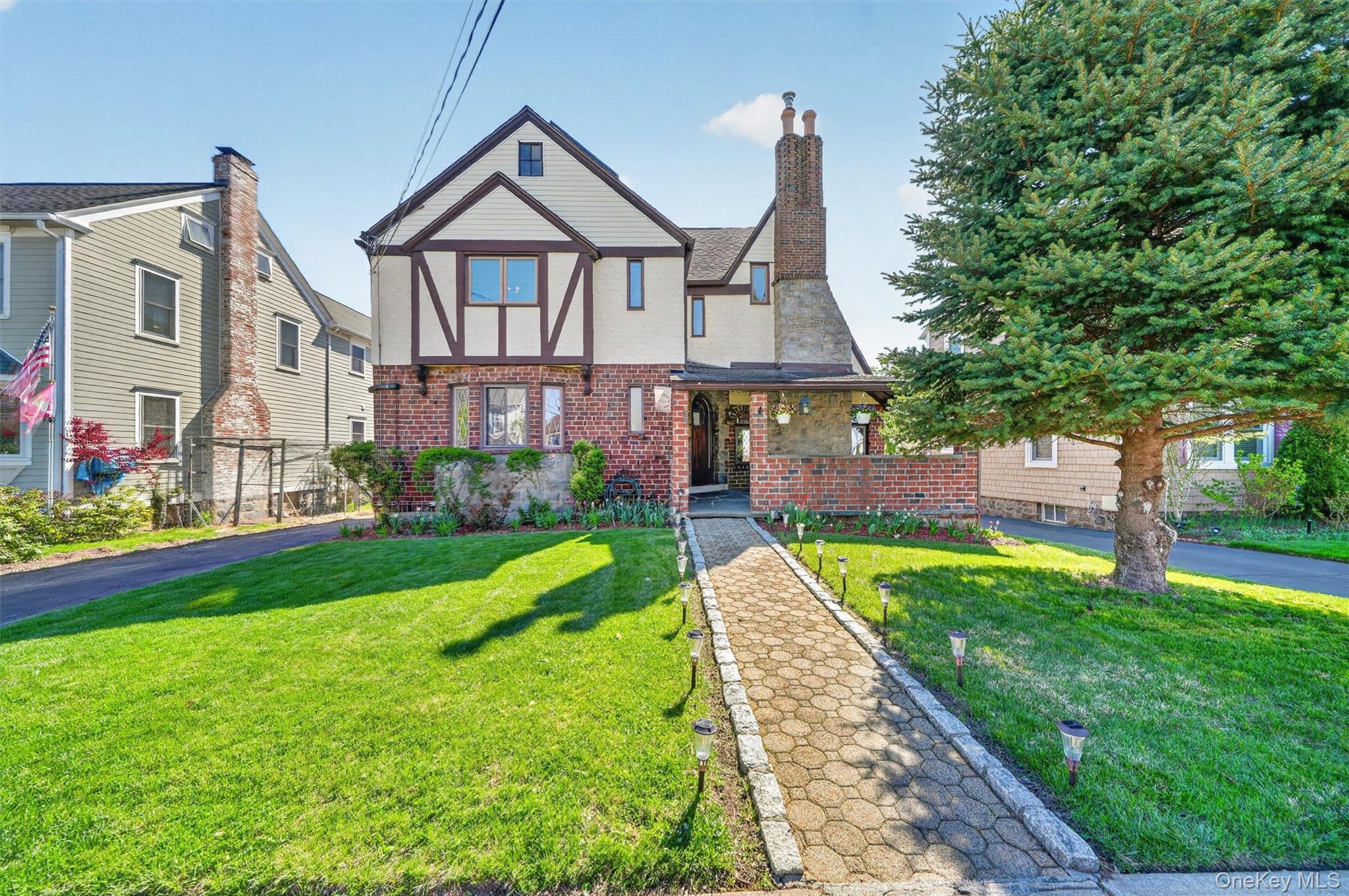 85 Wesley Avenue