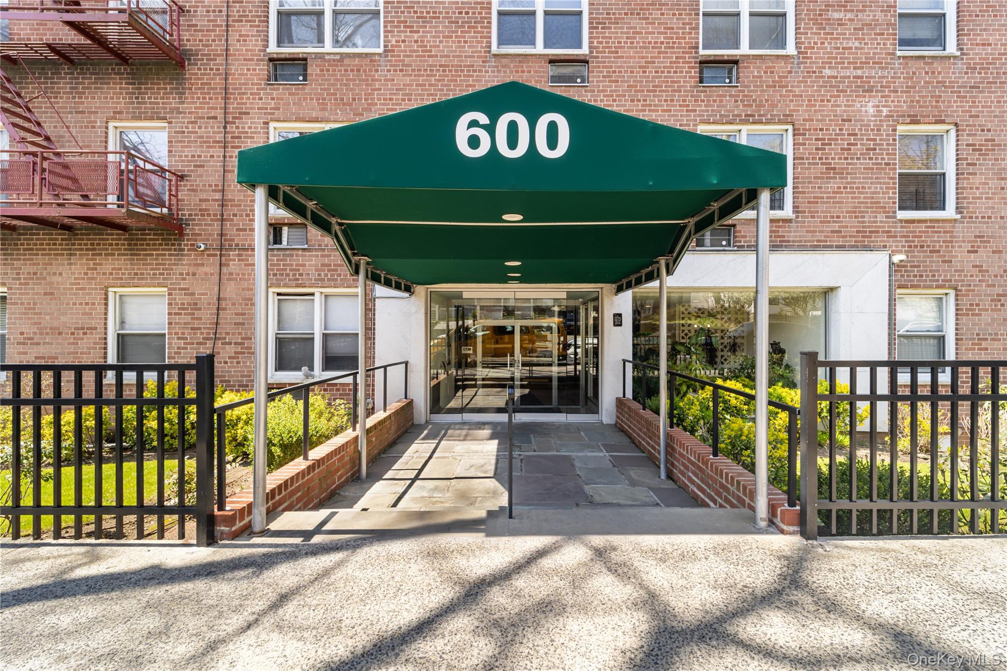600 Locust Street