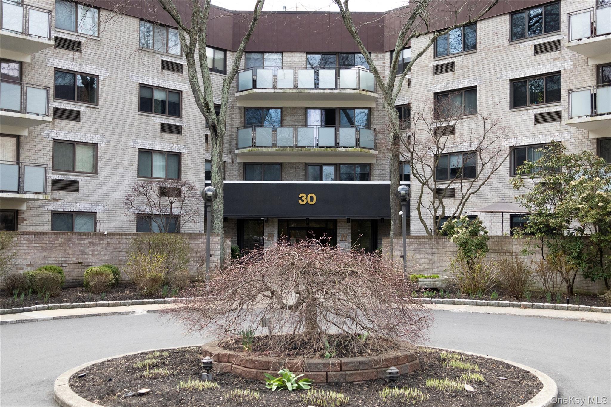 30 Greenridge Avenue