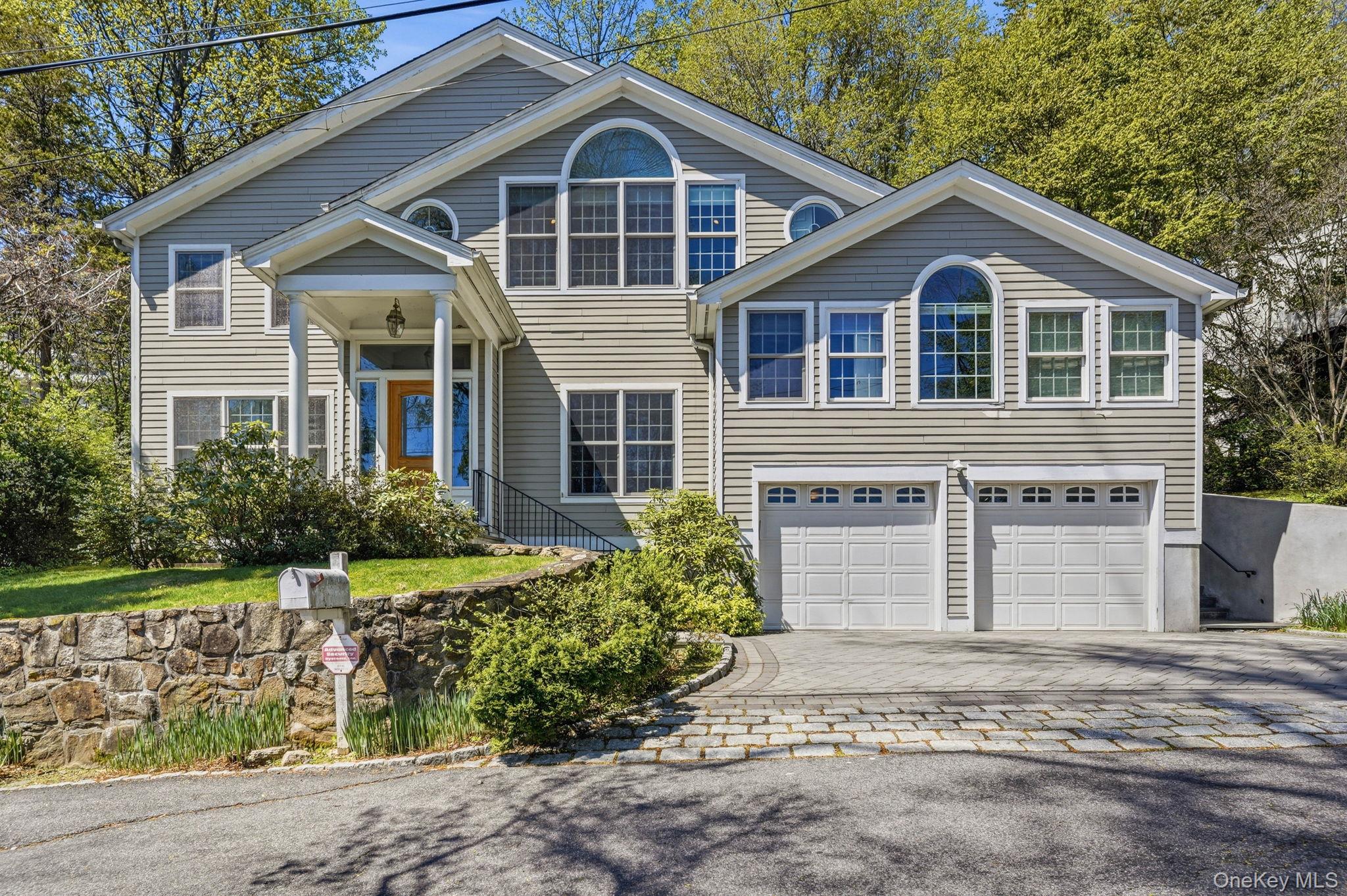 60 Hillside Lane