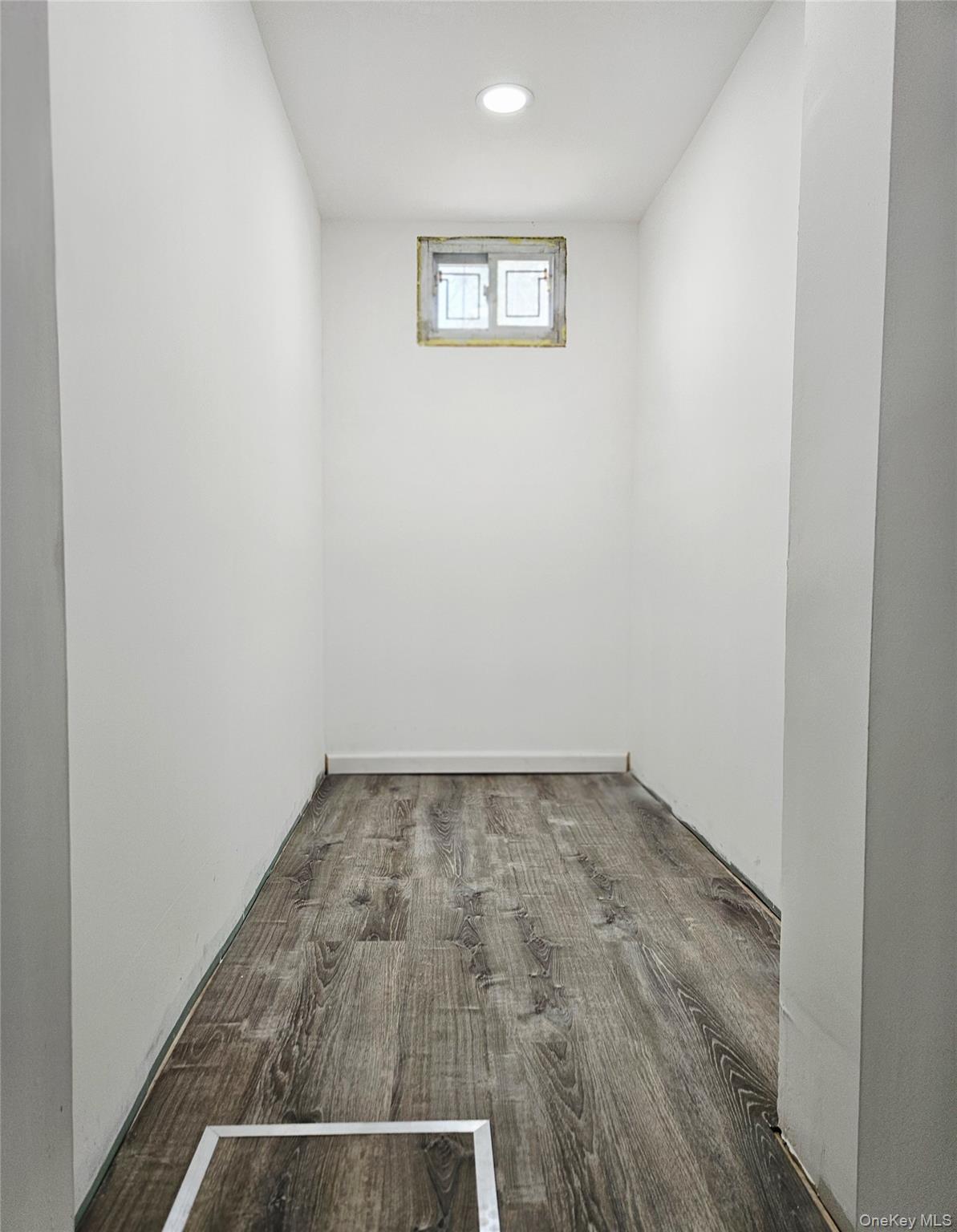 Photo 33