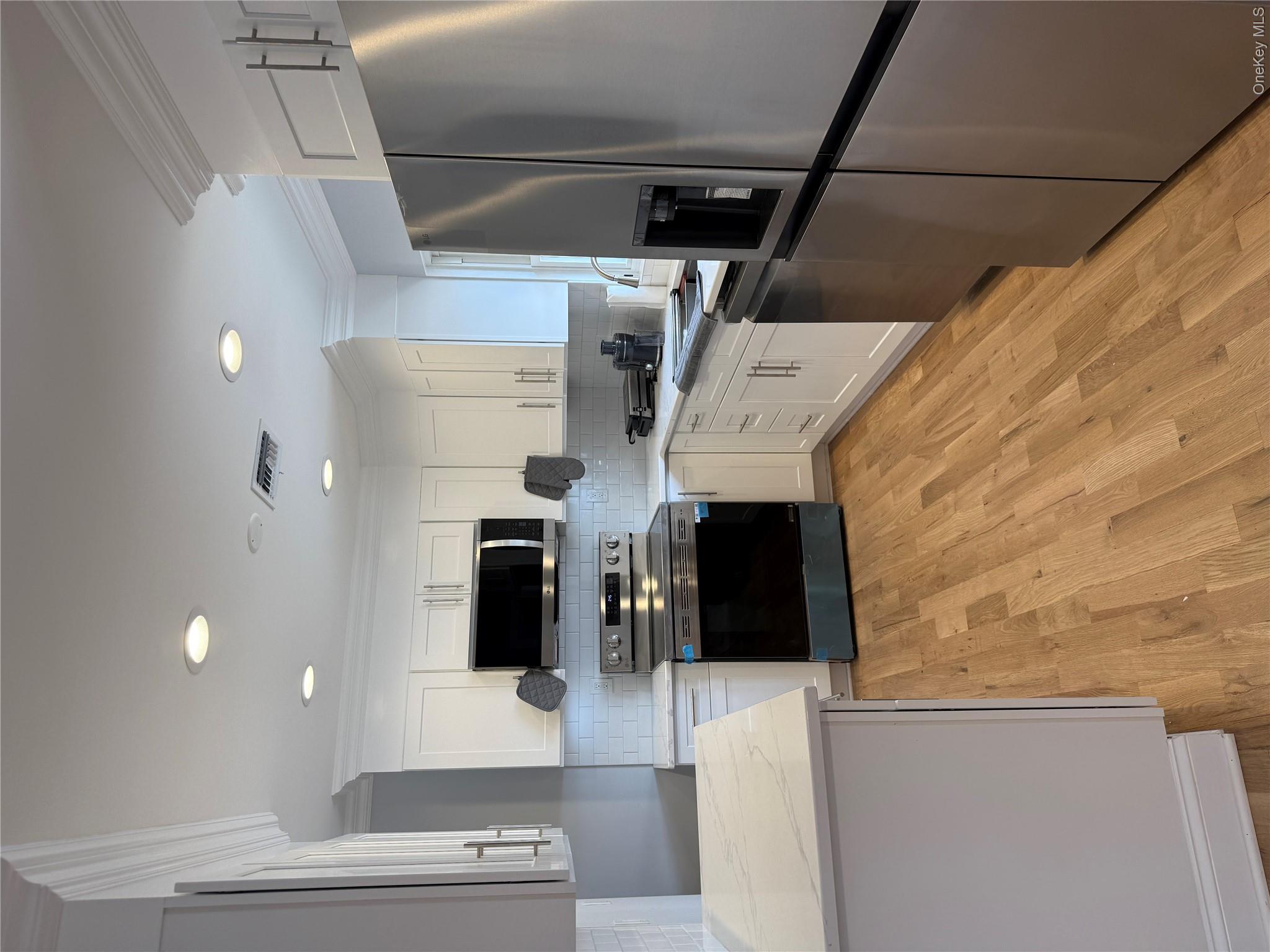 165 Lynbrook Drive
