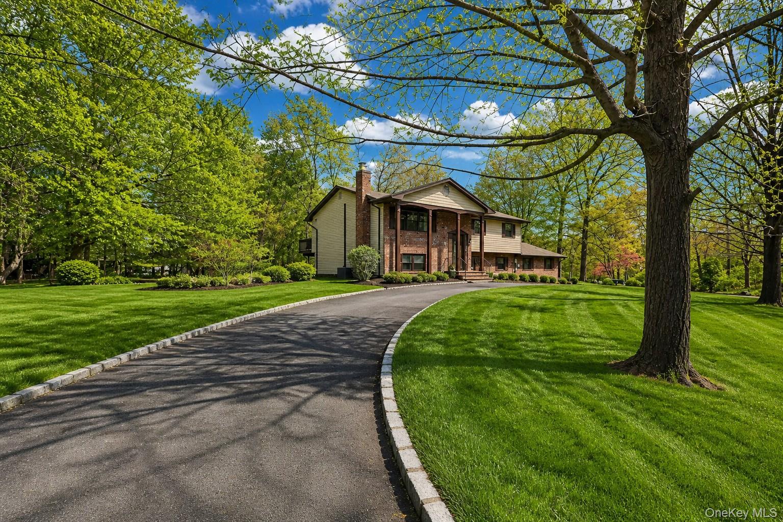 16 Elrod Drive