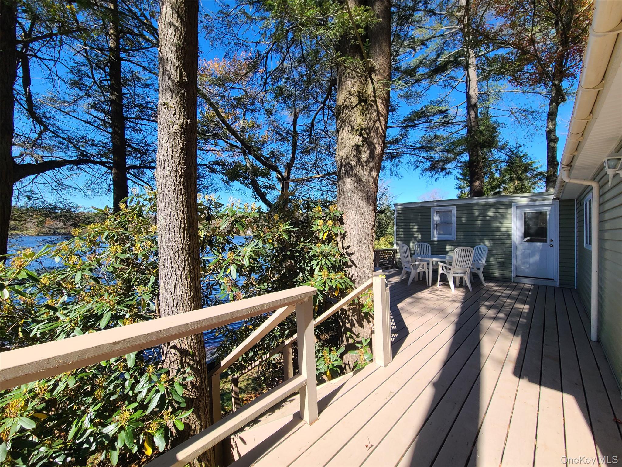 Deck
