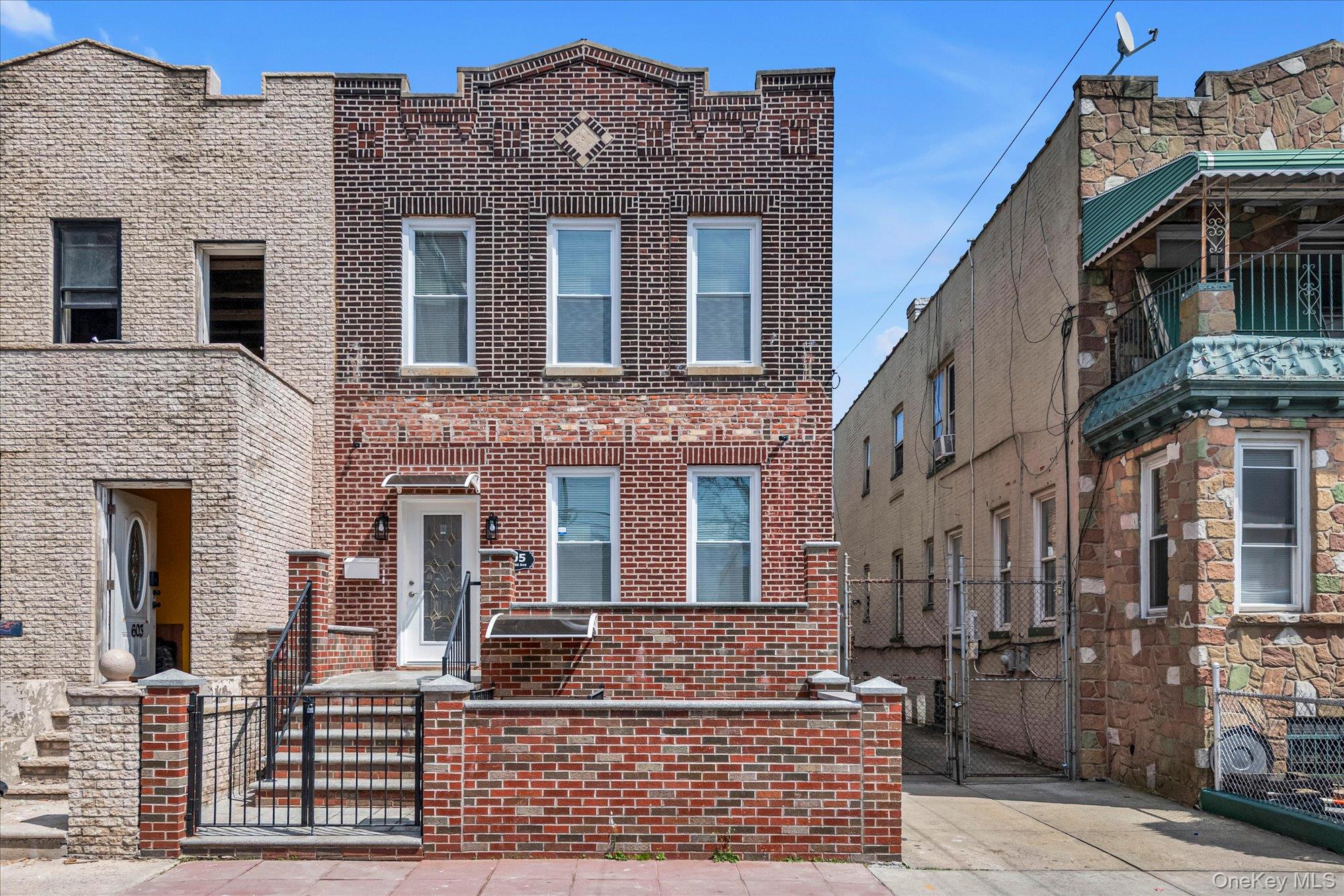 605 Sheffield Avenue