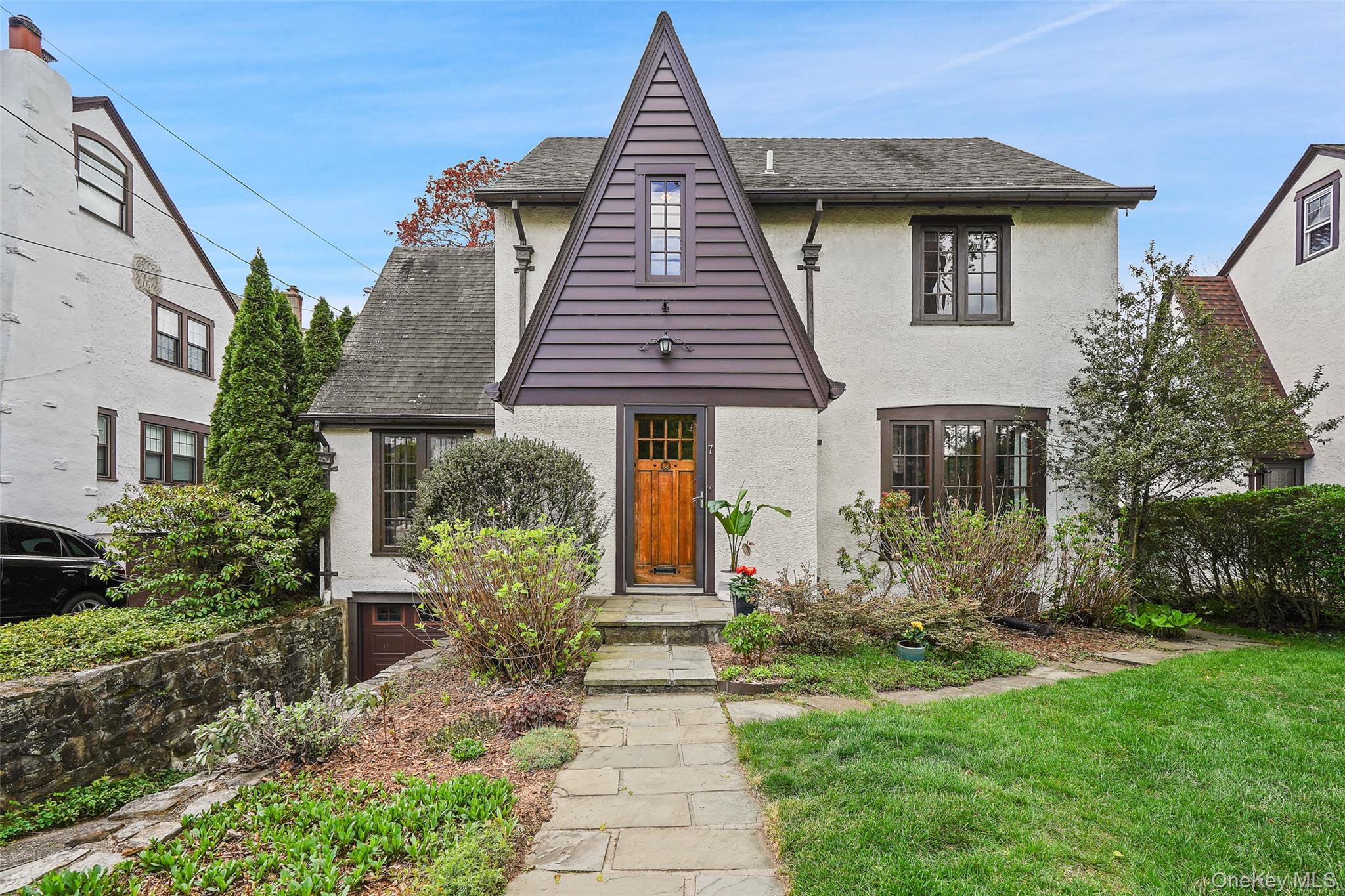 7 Bogert Place