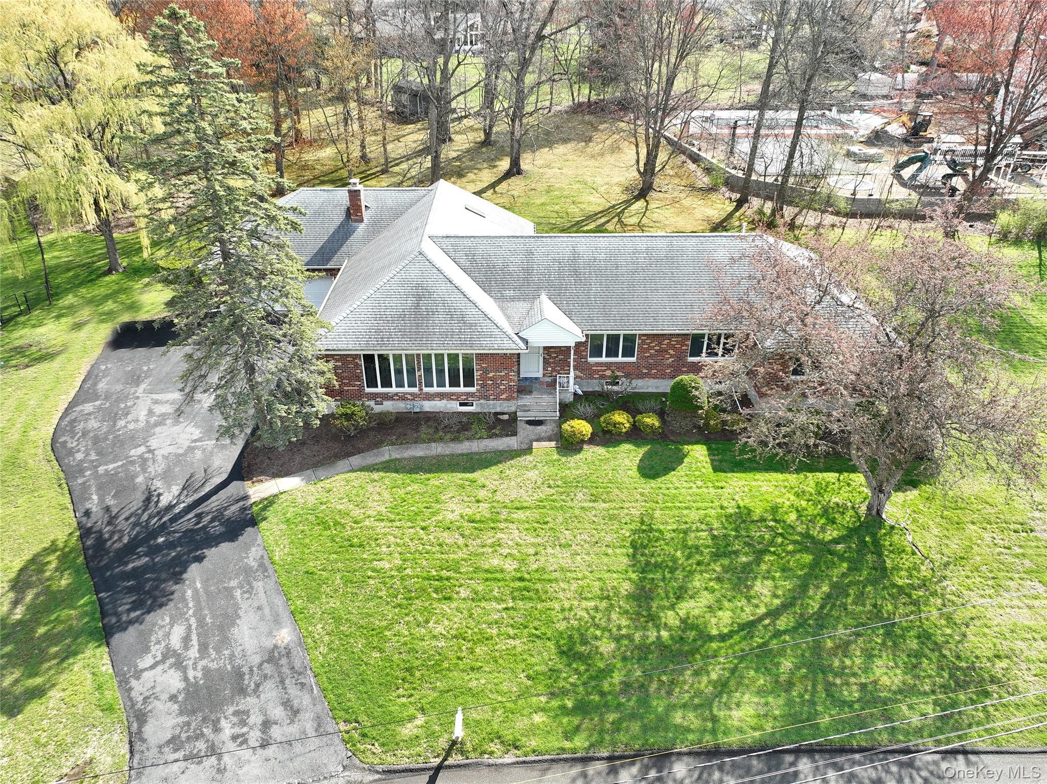 38 Manis Avenue