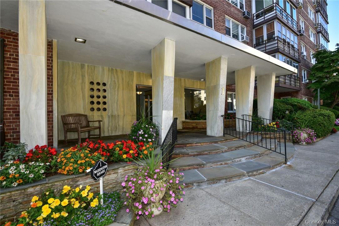 1 Washington Square