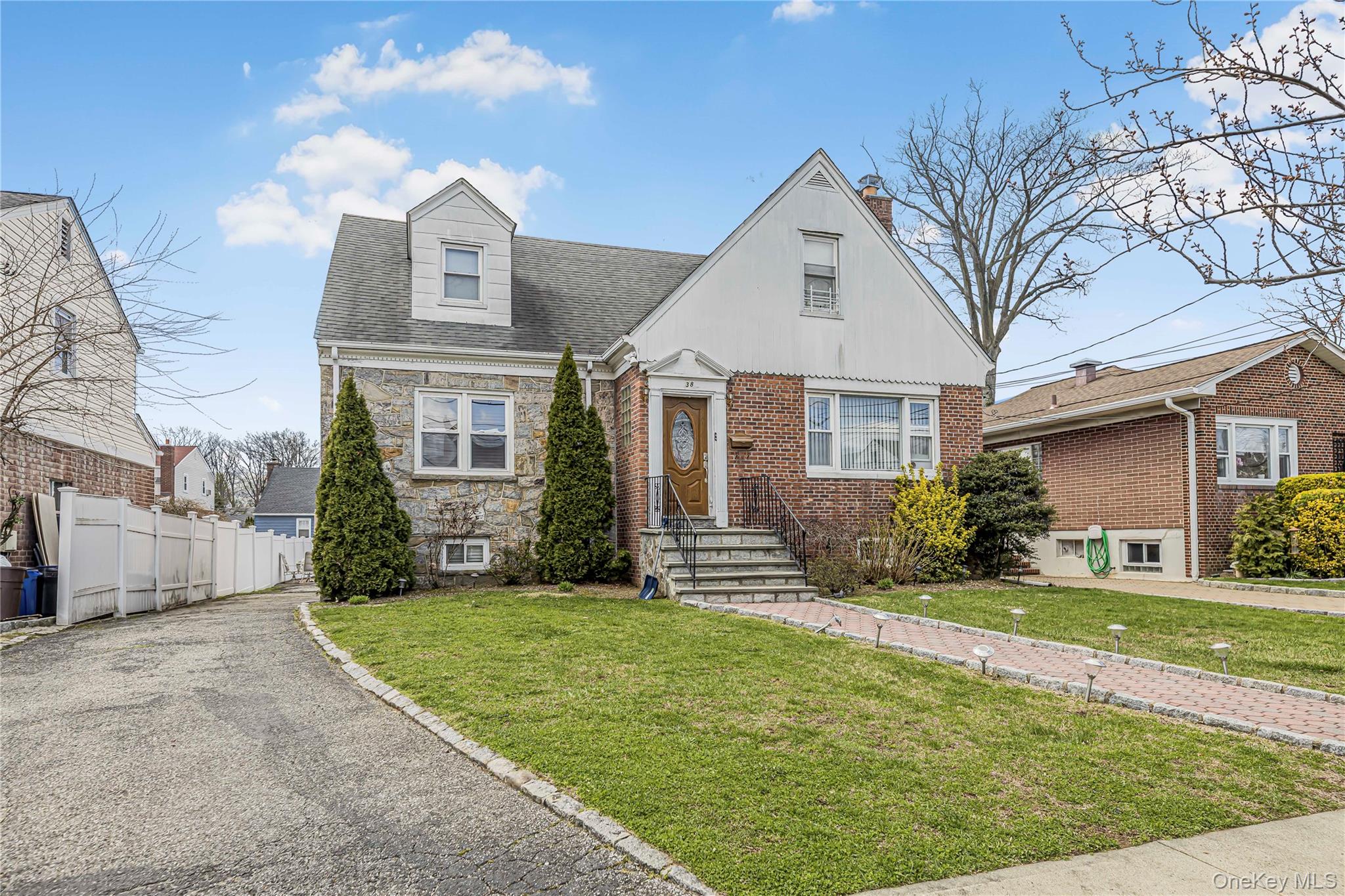 38 Borcher Avenue